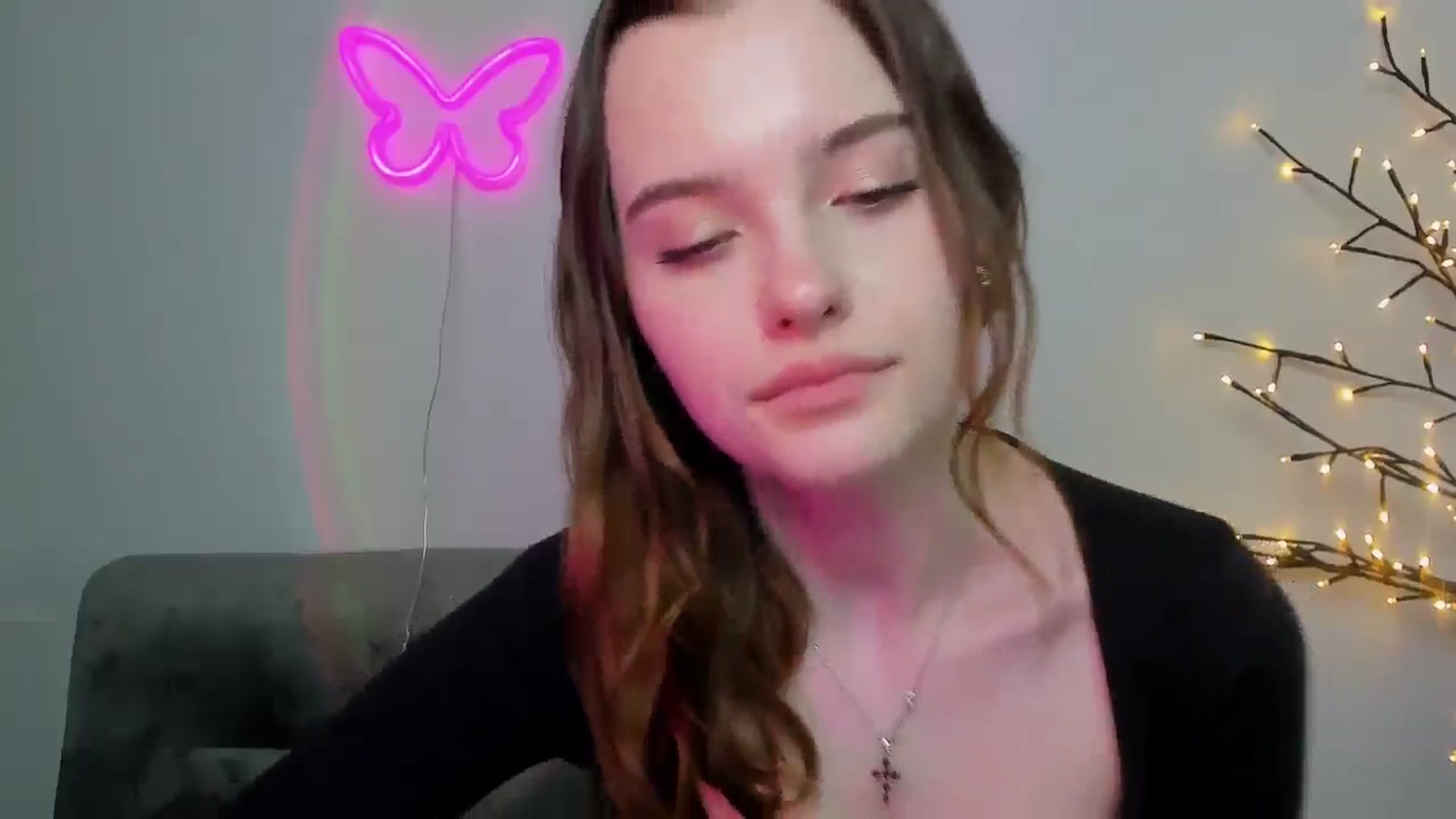 Gallery image thumbnail from KristiGant's myfreecams stream on, 04/19/2026, 16:02 image 19 of 20