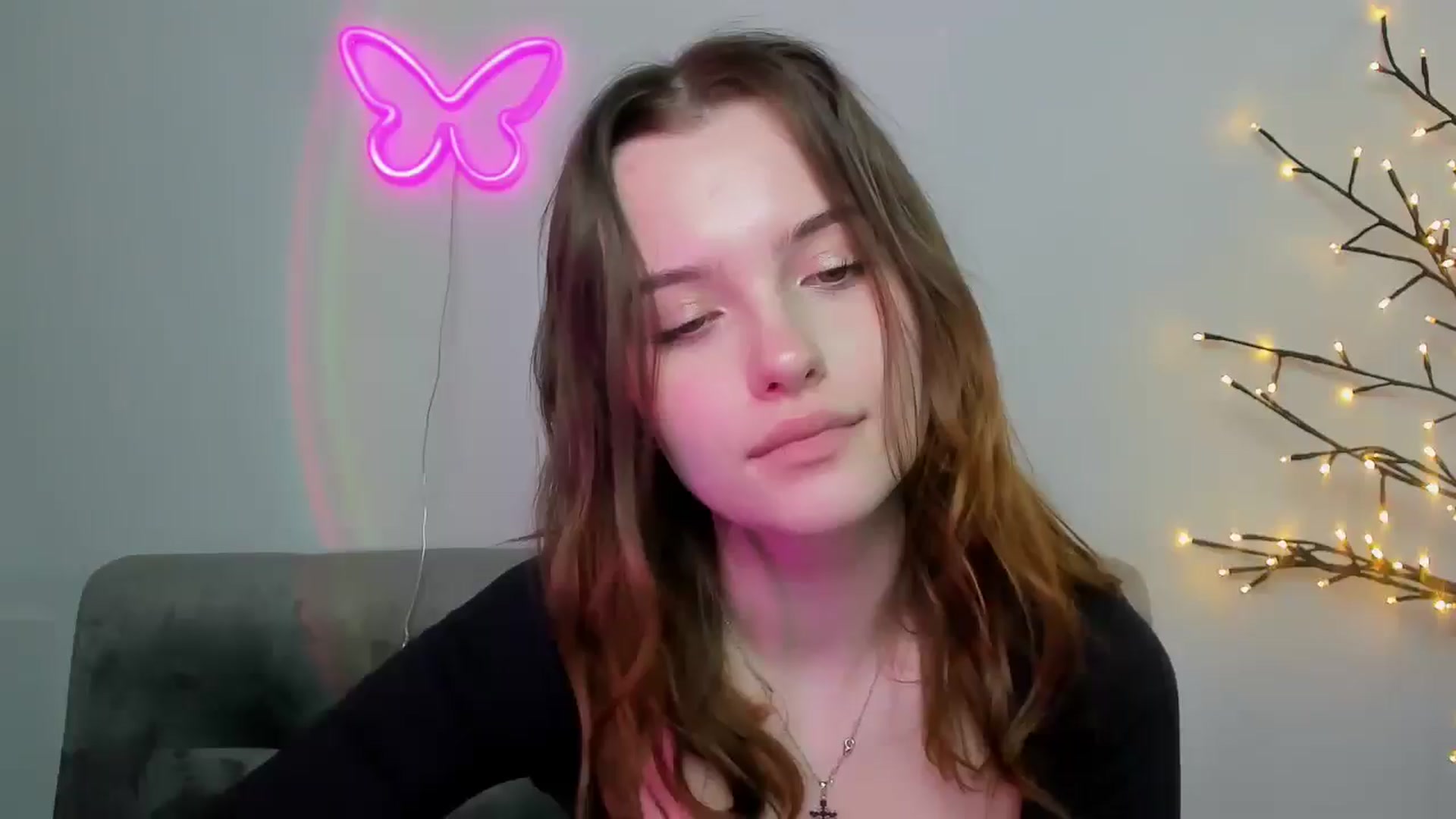 Gallery image thumbnail from KristiGant's myfreecams stream on, 04/19/2026, 16:02 image 17 of 20