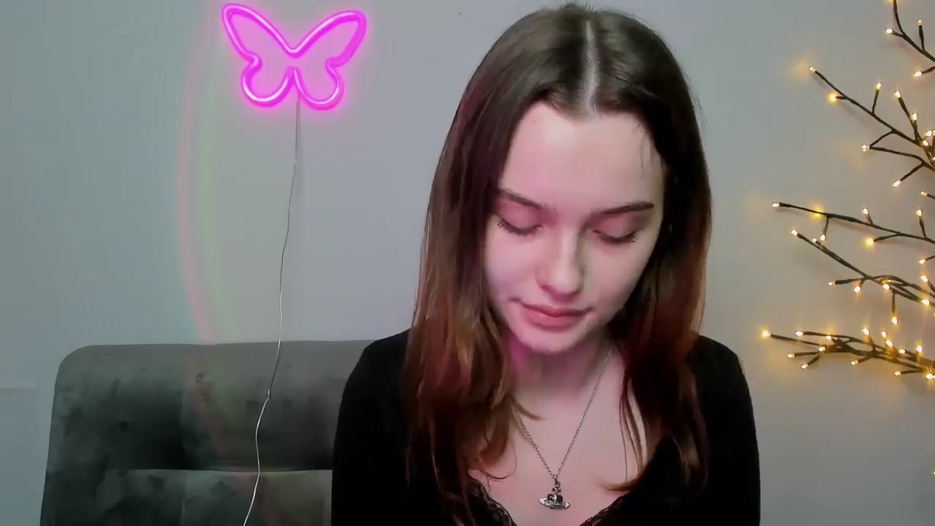 Gallery image thumbnail from KristiGant's myfreecams stream on, 04/21/2026, 11:20 image 14 of 20