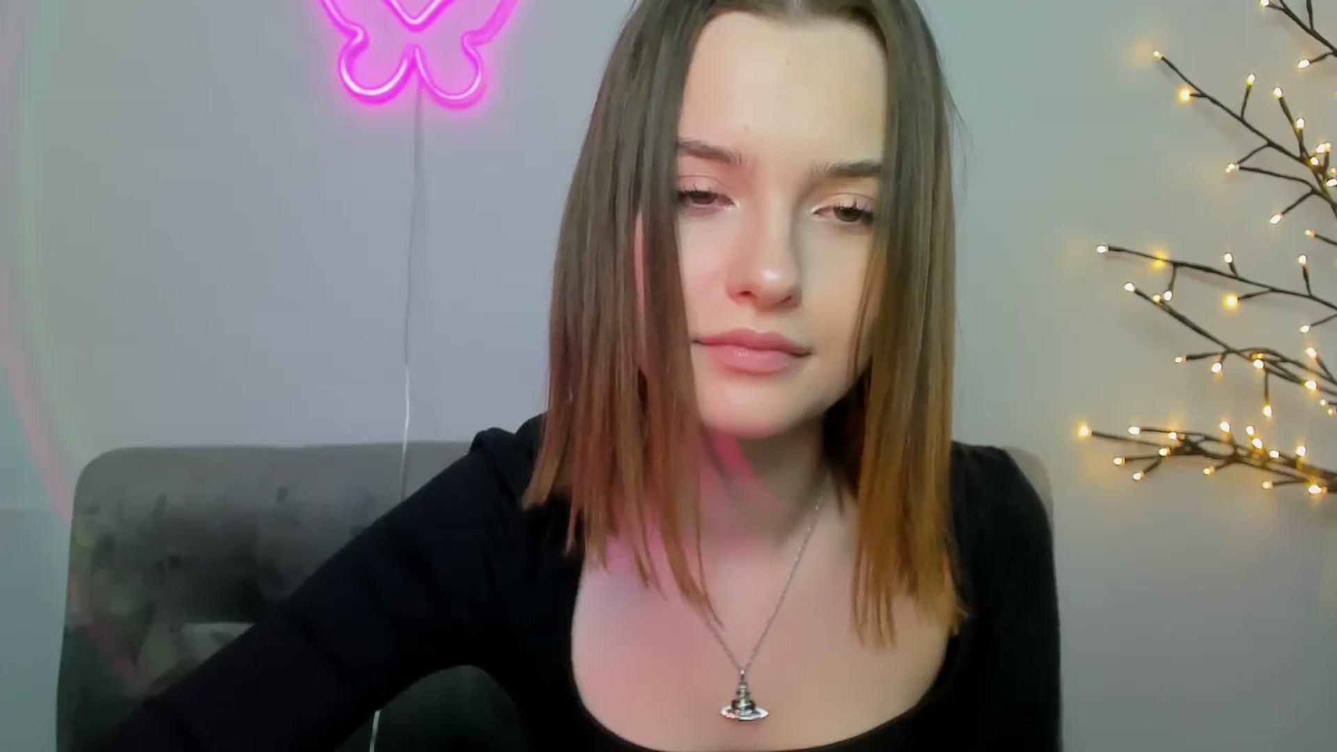 Gallery image thumbnail from KristiGant's myfreecams stream on, 04/25/2026, 12:34 image 6 of 20