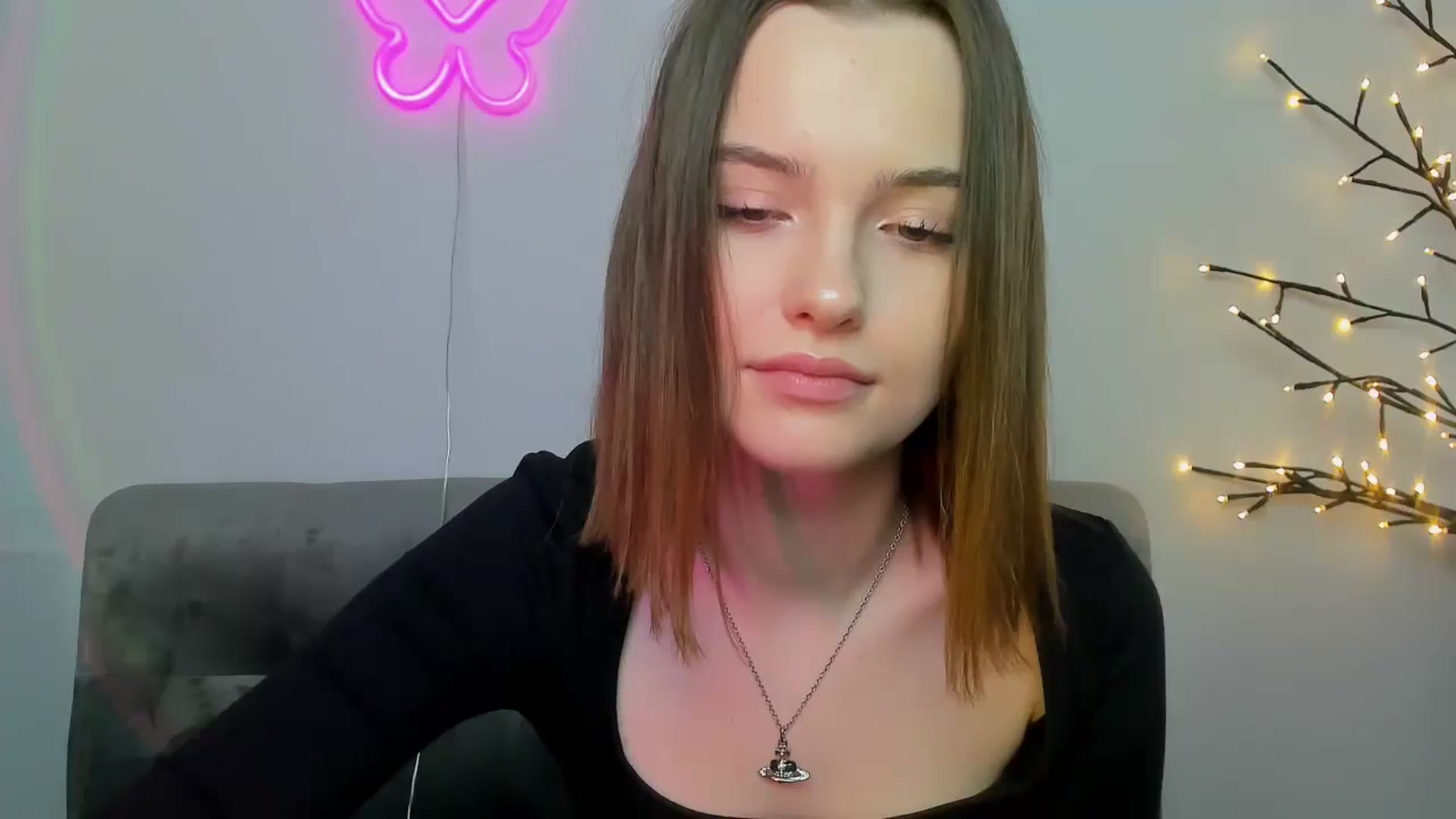 Gallery image thumbnail from KristiGant's myfreecams stream on, 04/25/2026, 12:34 image 15 of 20