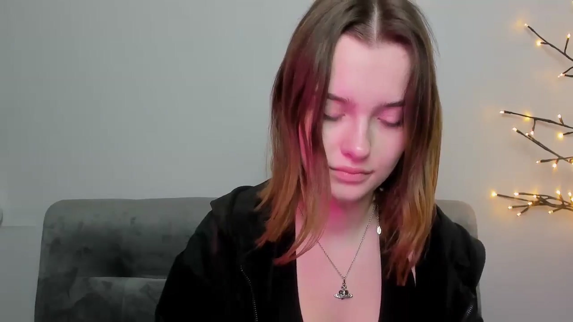 Gallery image thumbnail from KristiGant's myfreecams stream on, 04/27/2026, 13:26 image 15 of 20