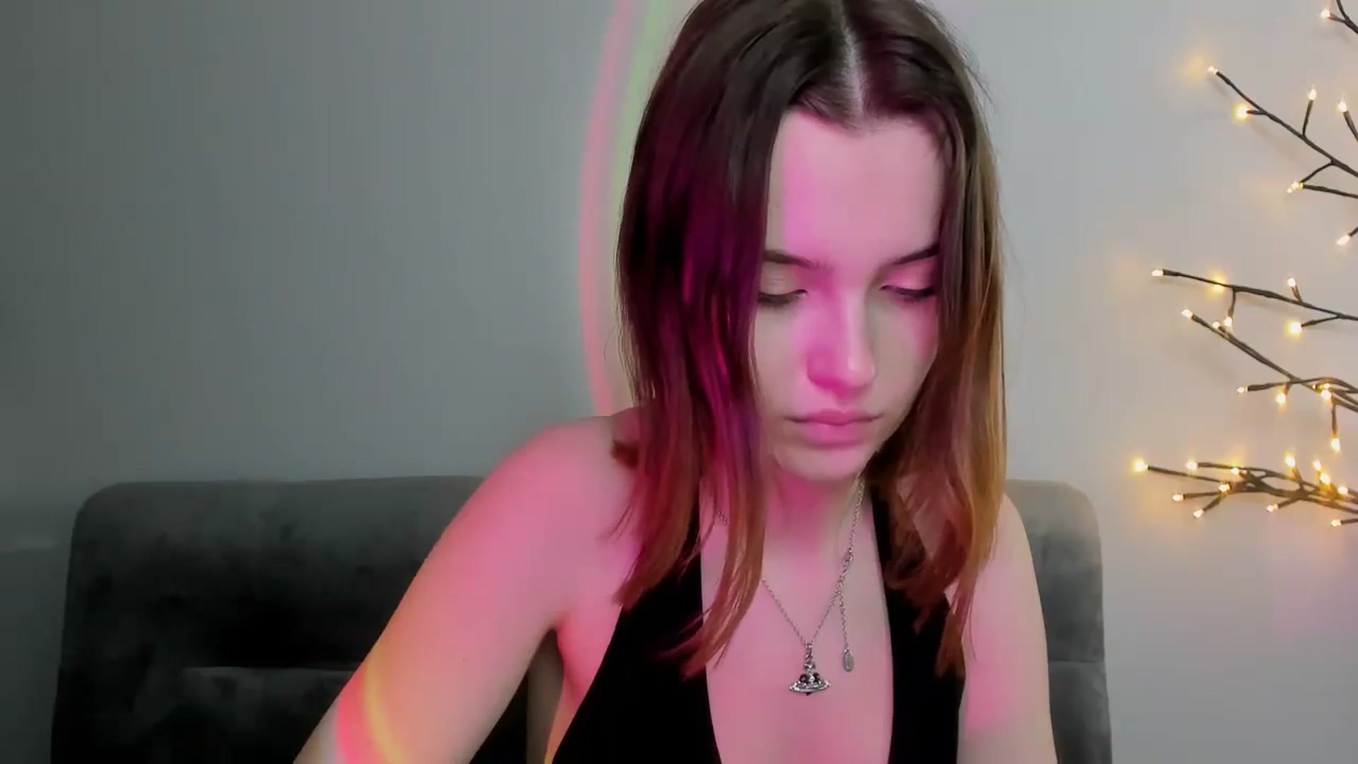 Gallery image thumbnail from KristiGant's myfreecams stream on, 04/27/2026, 15:12 image 14 of 20