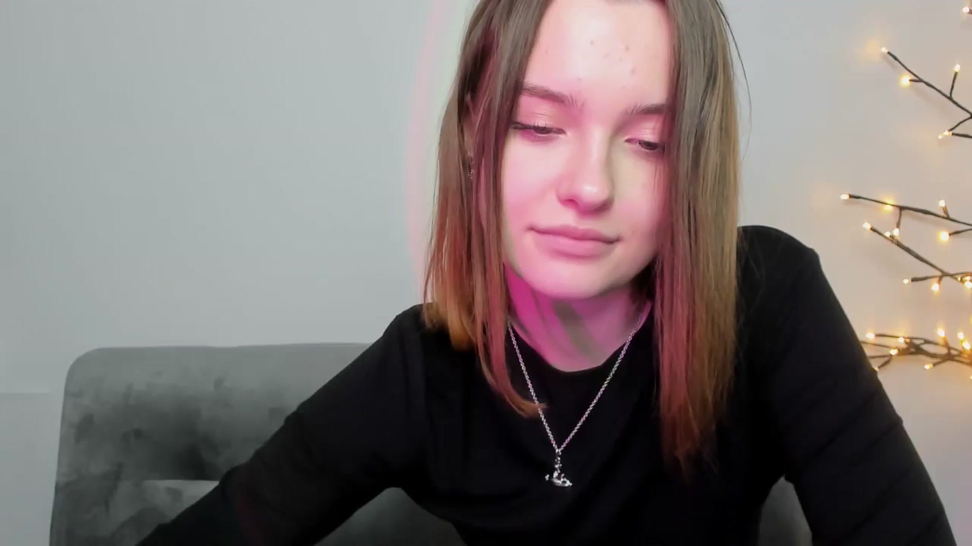 Gallery image thumbnail from KristiGant's myfreecams stream on, 04/28/2026, 13:13 image 12 of 20