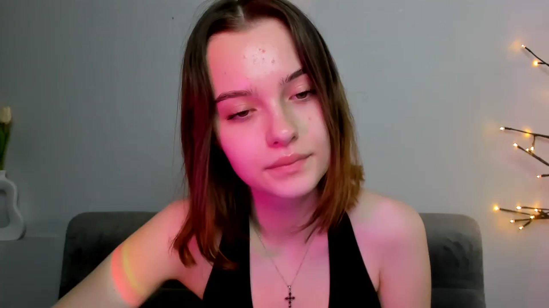 Gallery image thumbnail from KristiGant's myfreecams stream on, 04/29/2026, 11:46 image 13 of 20