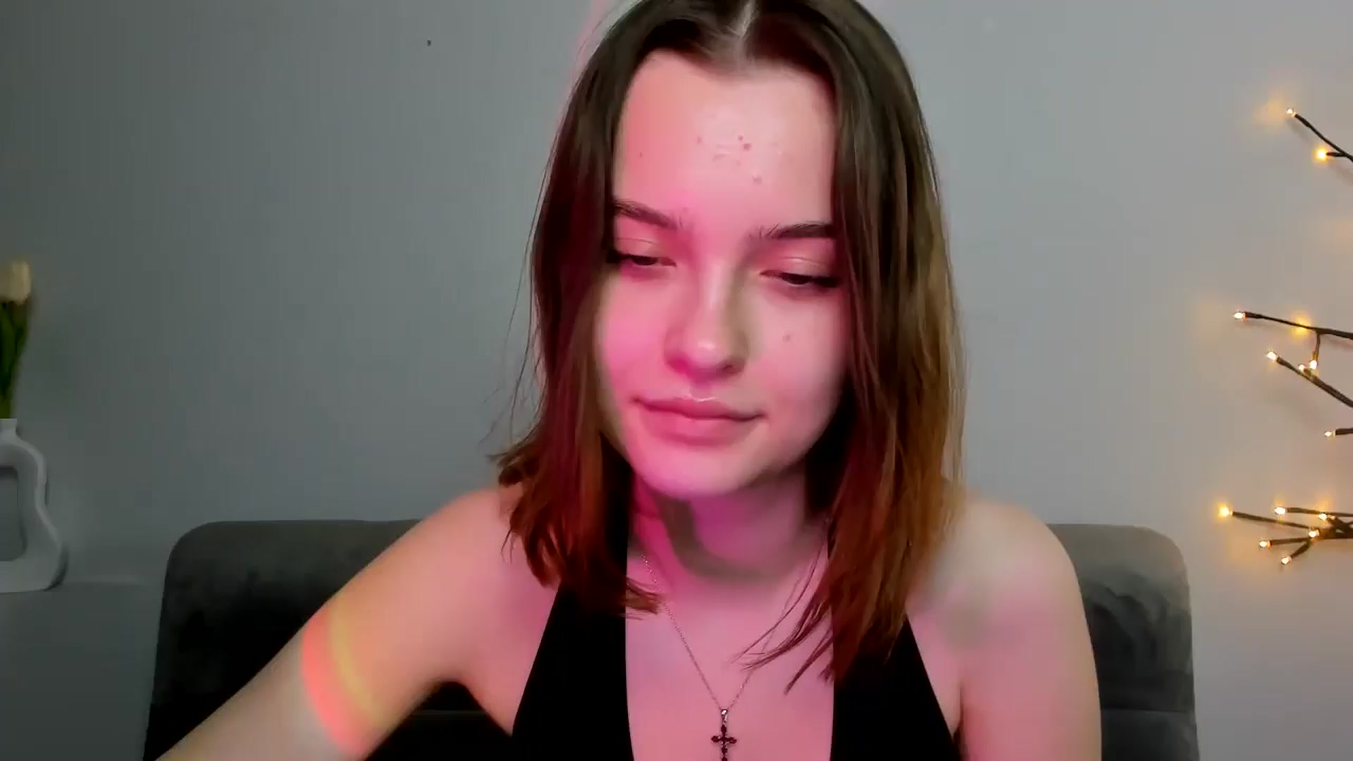 Gallery image thumbnail from KristiGant's myfreecams stream on, 04/29/2026, 11:46 image 15 of 20