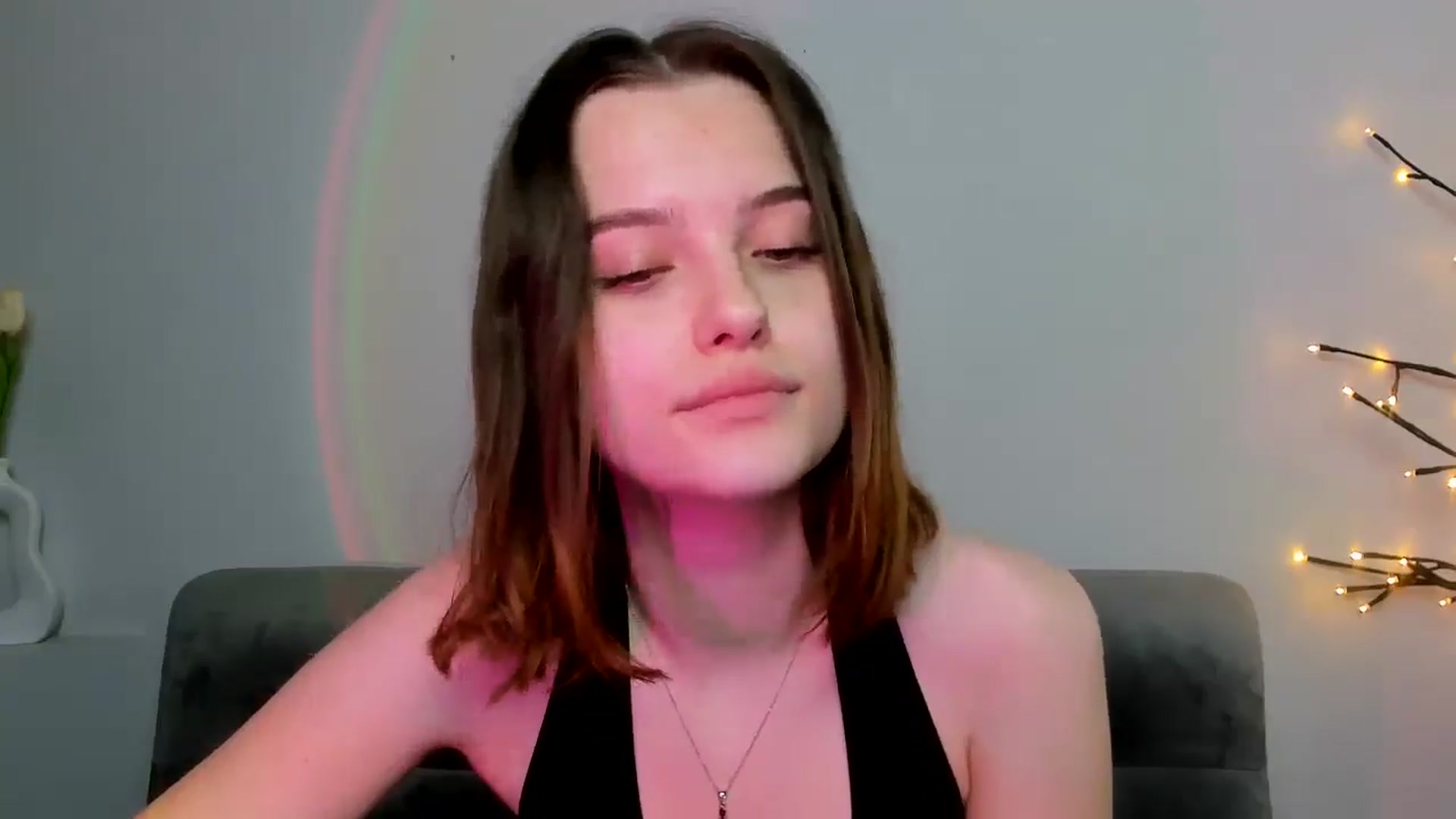 Gallery image thumbnail from KristiGant's myfreecams stream on, 04/29/2026, 16:37 image 19 of 20