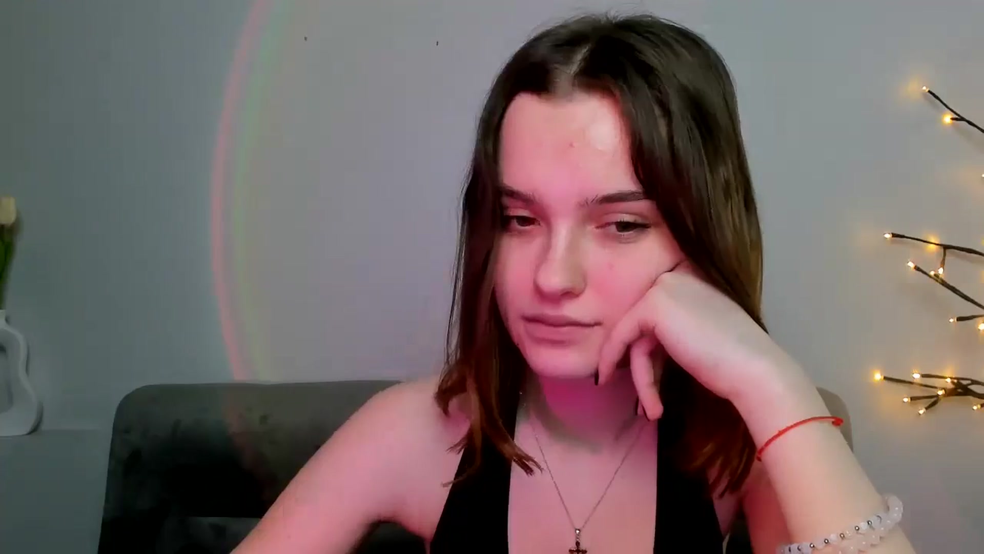 Gallery image thumbnail from KristiGant's myfreecams stream on, 04/29/2026, 16:37 image 20 of 20