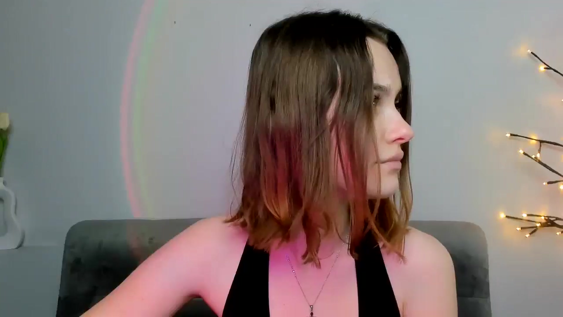 Gallery image thumbnail from KristiGant's myfreecams stream on, 04/29/2026, 16:37 image 17 of 20