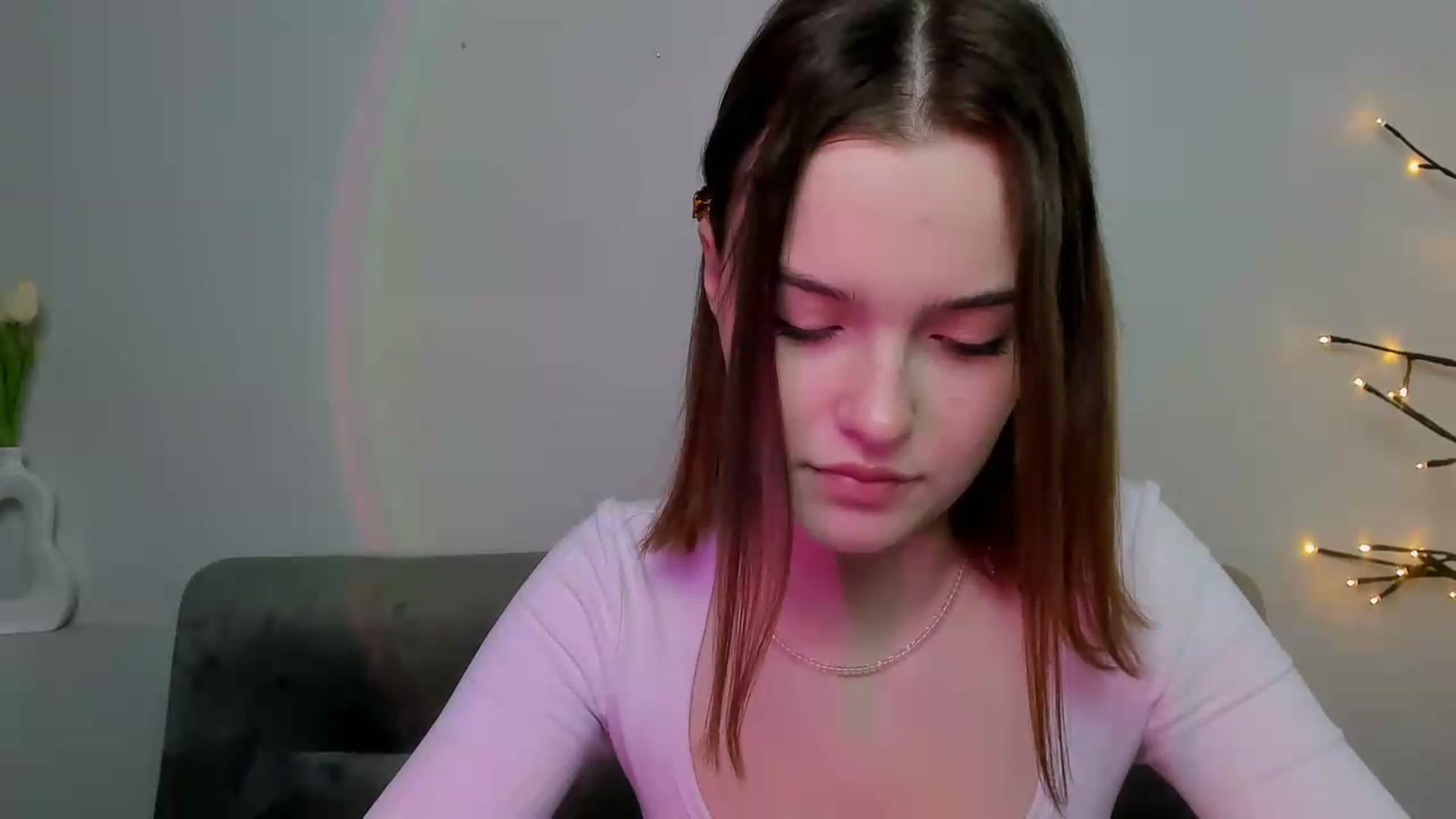 Gallery image thumbnail from KristiGant's myfreecams stream on, 04/30/2026, 13:25 image 16 of 20