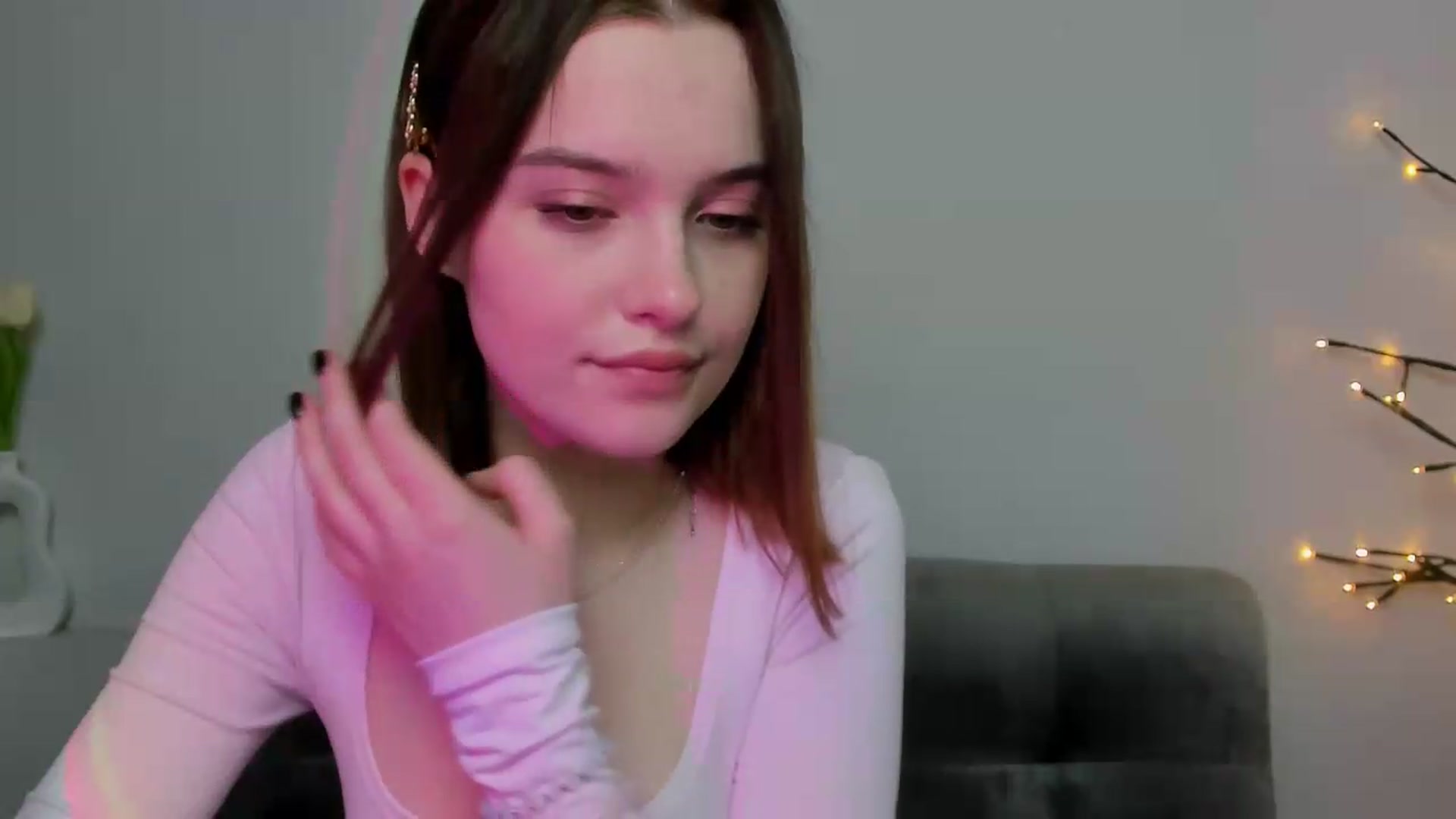 Gallery image thumbnail from KristiGant's myfreecams stream on, 04/30/2026, 14:16 image 8 of 20