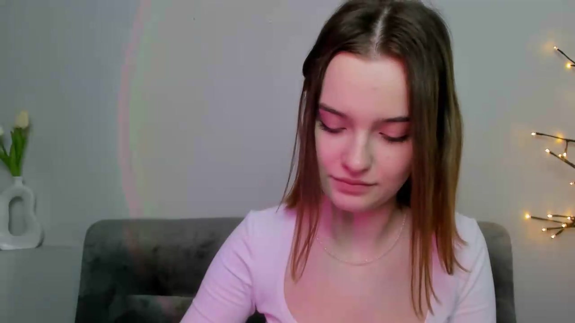Gallery image thumbnail from KristiGant's myfreecams stream on, 04/30/2026, 16:39 image 9 of 20