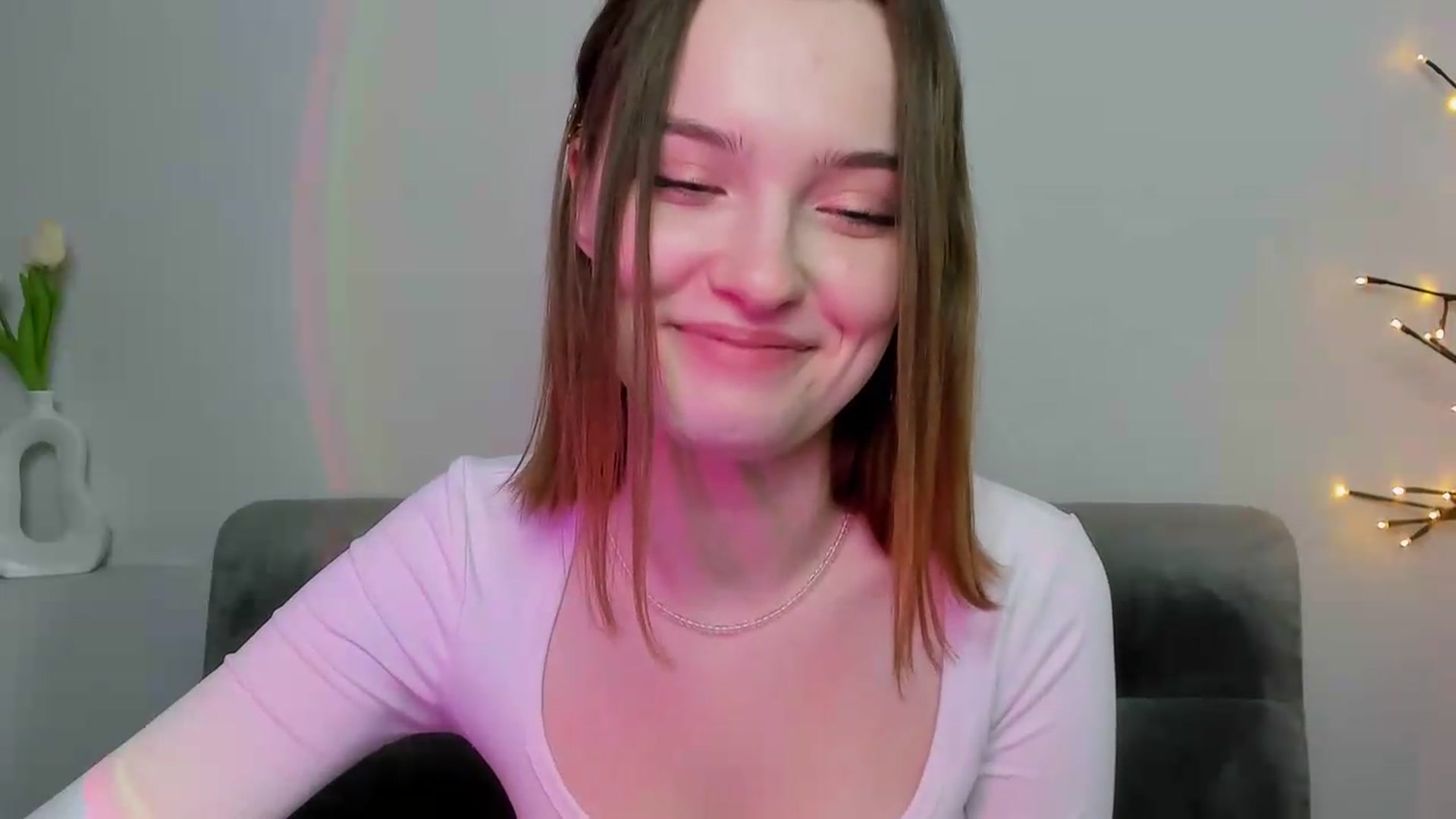 Gallery image thumbnail from KristiGant's myfreecams stream on, 04/30/2026, 16:39 image 7 of 20
