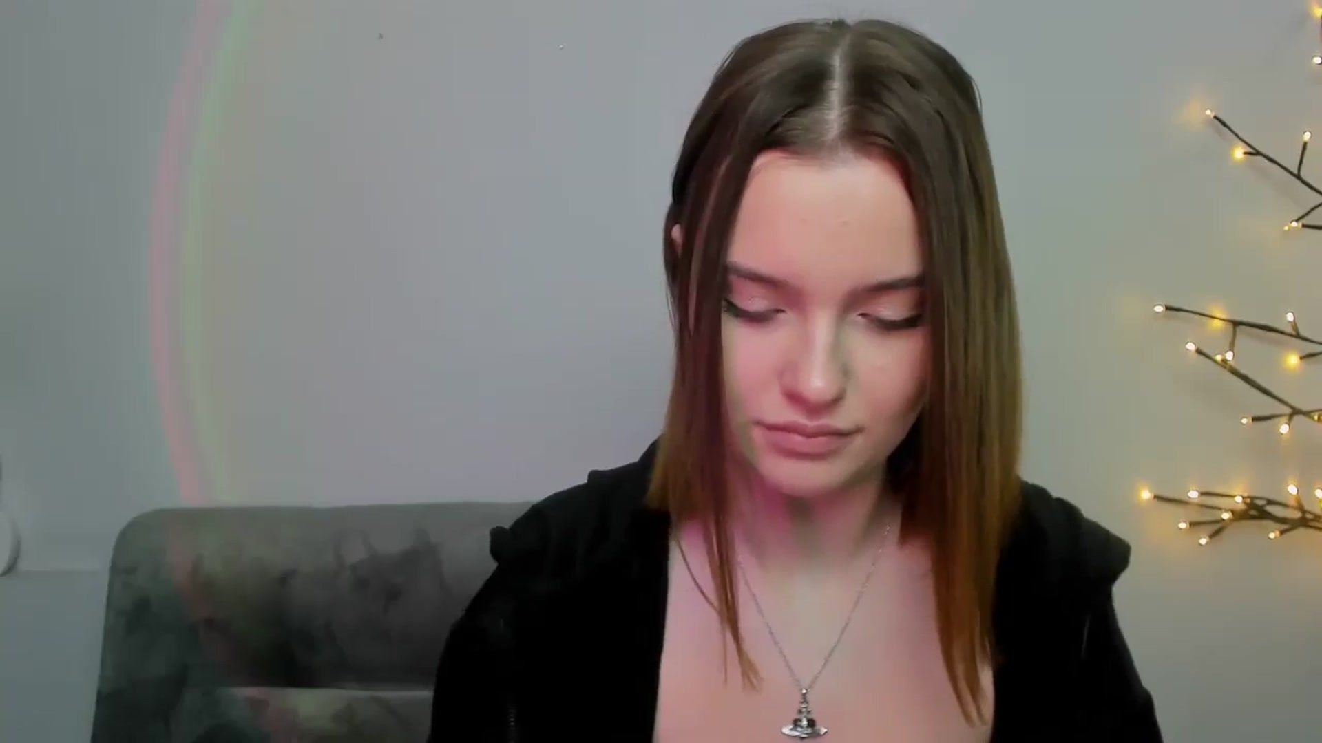 Gallery image thumbnail from KristiGant's myfreecams stream on, 05/01/2026, 13:27 image 11 of 20