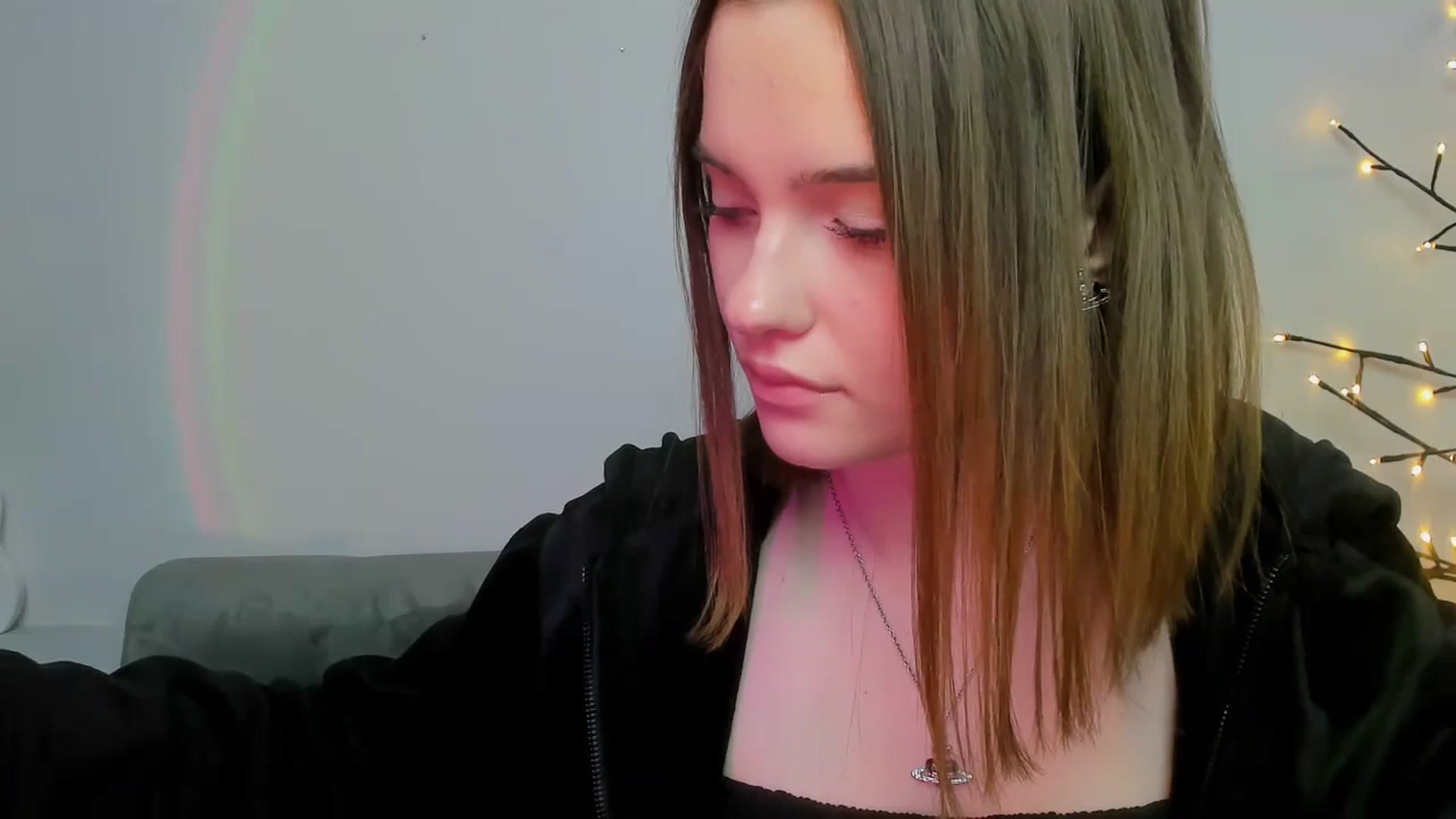 Gallery image thumbnail from KristiGant's myfreecams stream on, 05/01/2026, 13:27 image 2 of 20