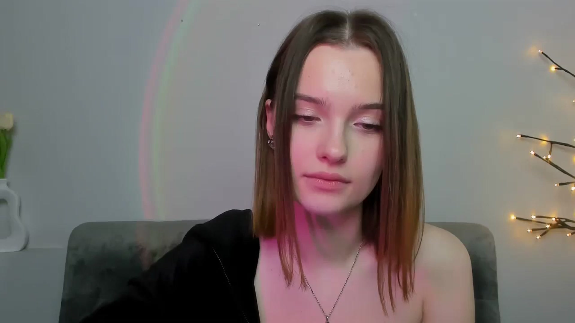 Gallery image thumbnail from KristiGant's myfreecams stream on, 05/01/2026, 15:31 image 15 of 20