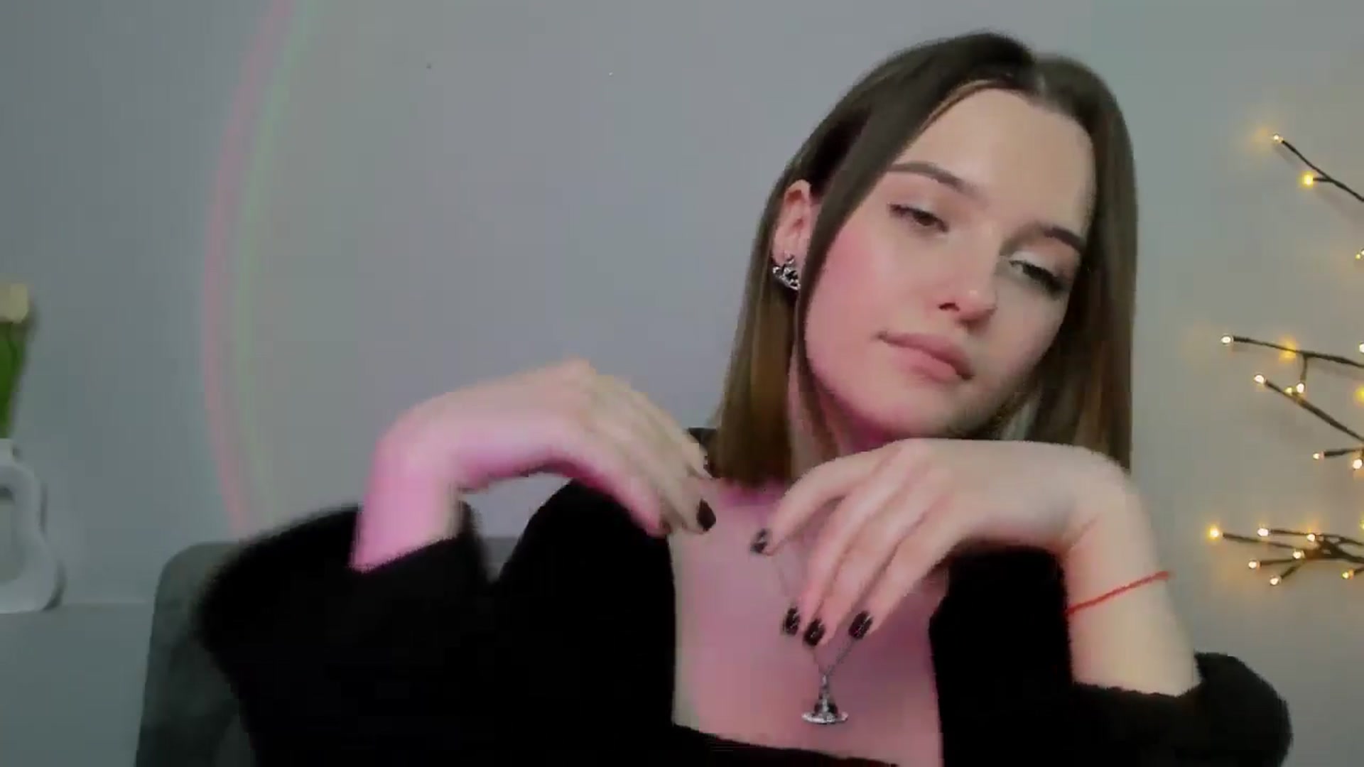 Gallery image thumbnail from KristiGant's myfreecams stream on, 05/01/2026, 15:31 image 5 of 20