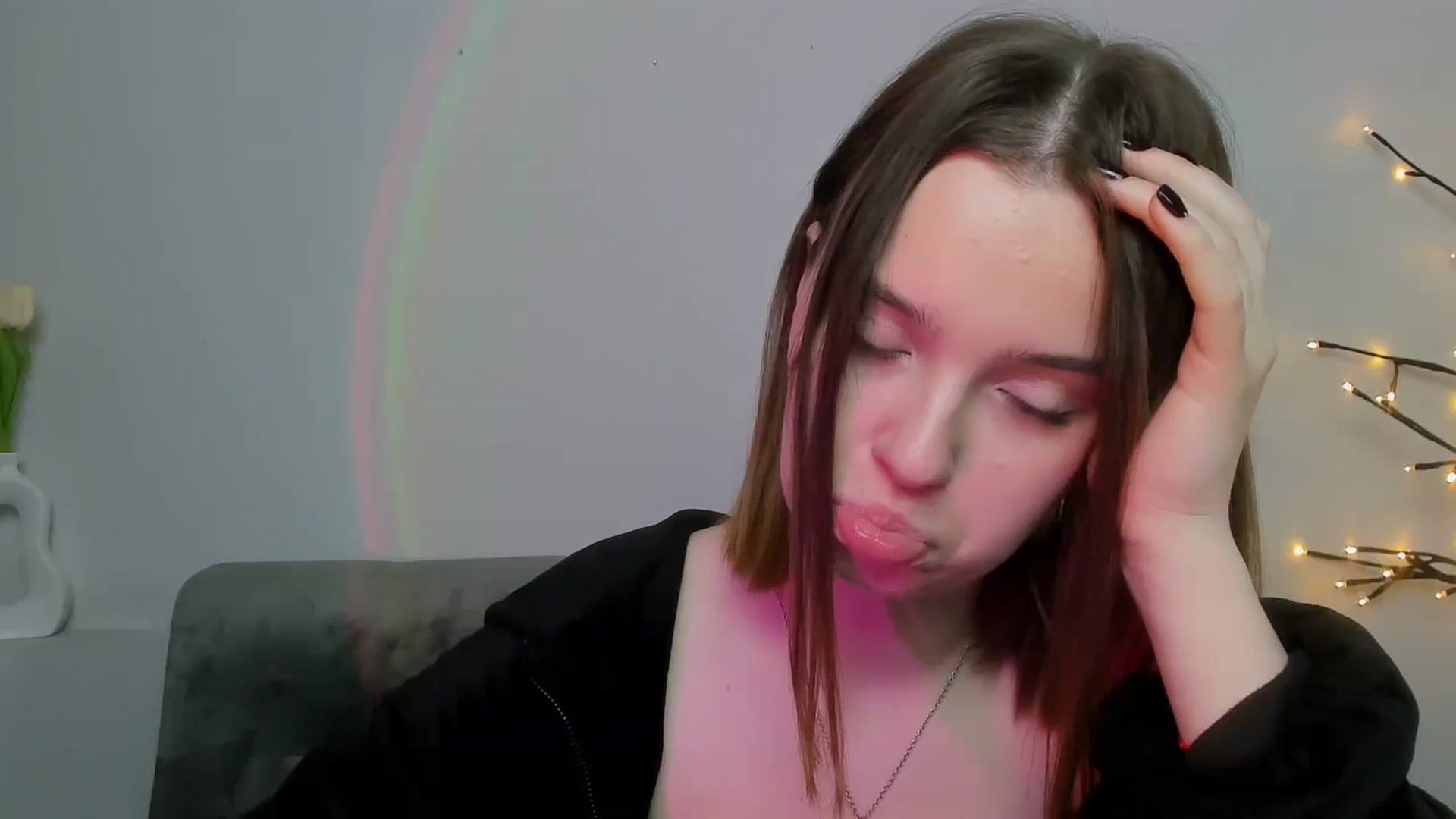 Gallery image thumbnail from KristiGant's myfreecams stream on, 05/01/2026, 15:31 image 13 of 20