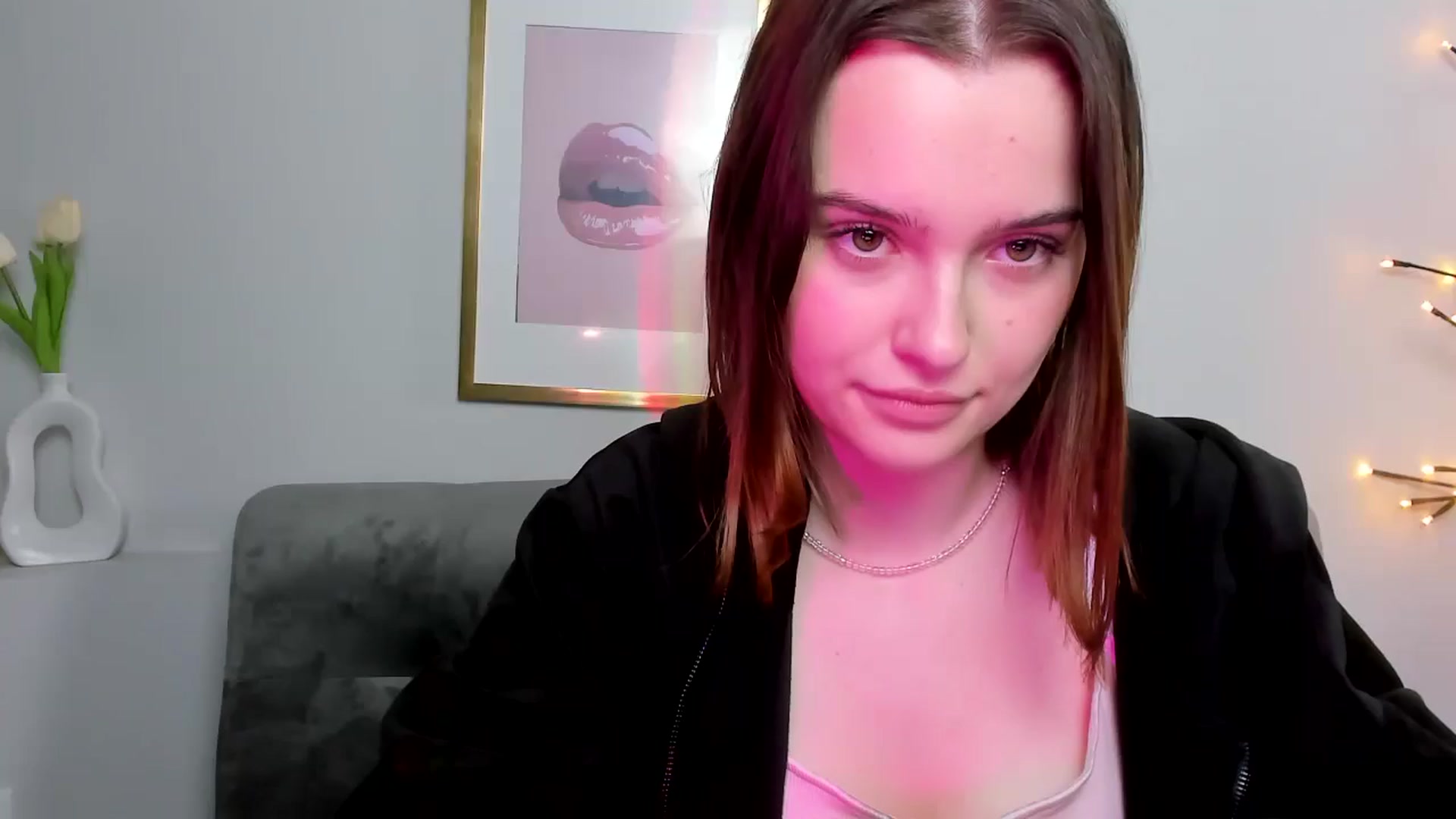 Gallery image thumbnail from KristiGant's myfreecams stream on, 05/05/2026, 14:30 image 1 of 20
