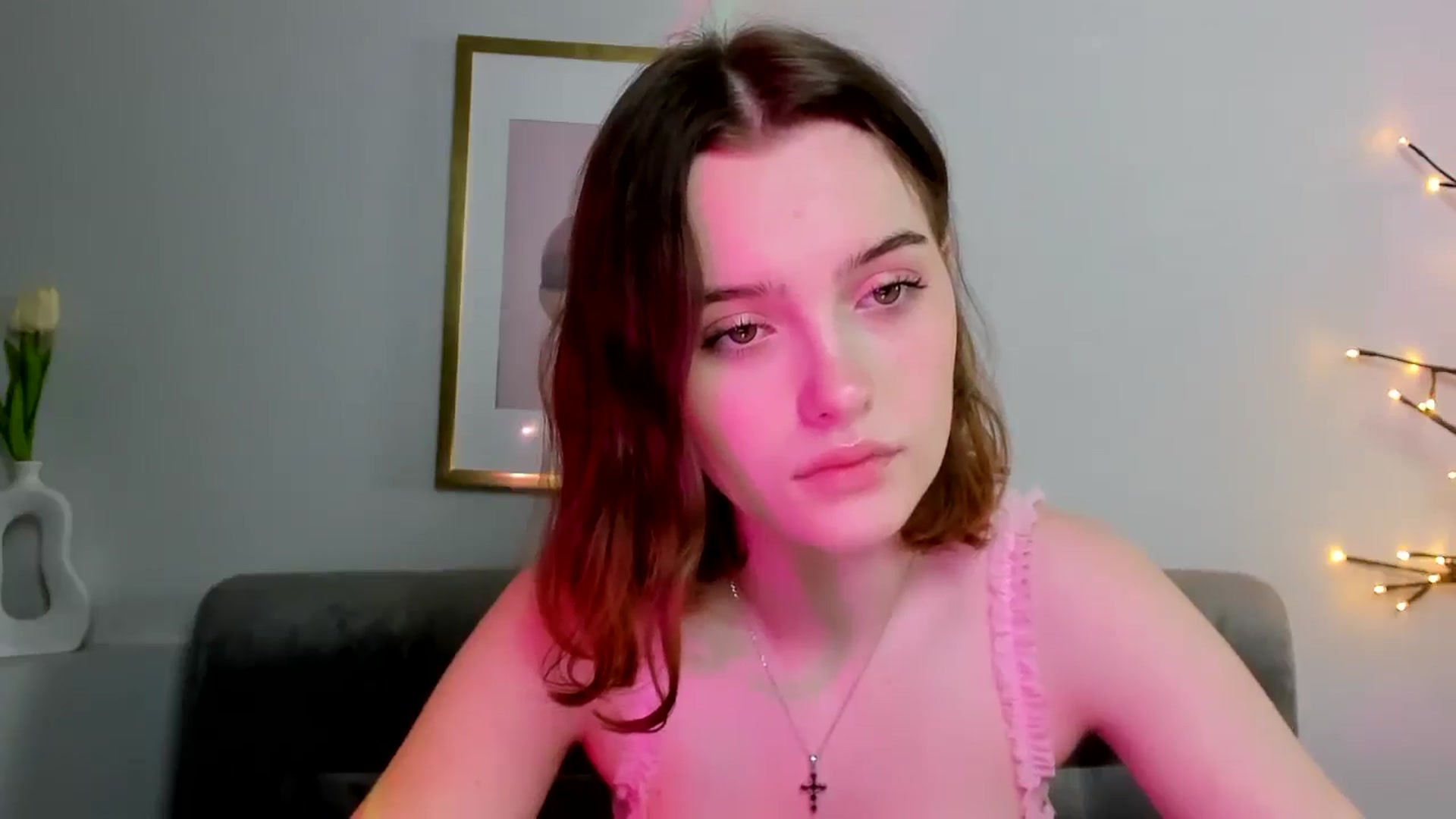 Gallery image thumbnail from KristiGant's myfreecams stream on, 05/10/2026, 10:13 image 15 of 20