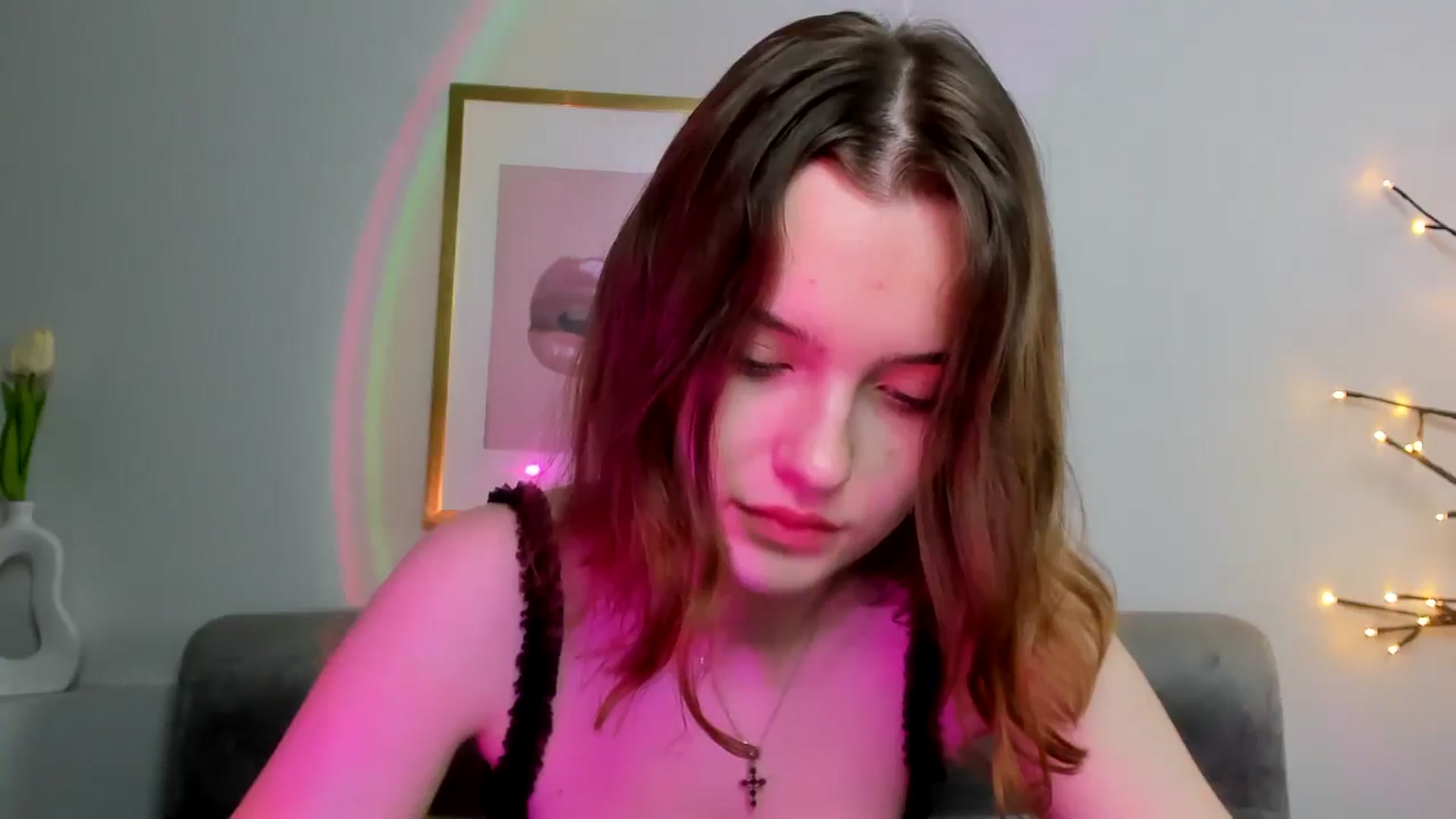 Gallery image thumbnail from KristiGant's myfreecams stream on, 05/11/2026, 10:54 image 14 of 20