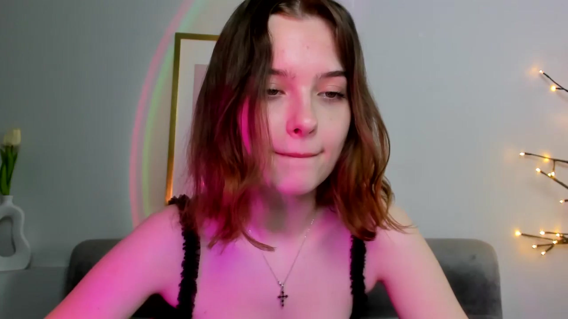 Gallery image thumbnail from KristiGant's myfreecams stream on, 05/11/2026, 10:54 image 8 of 20