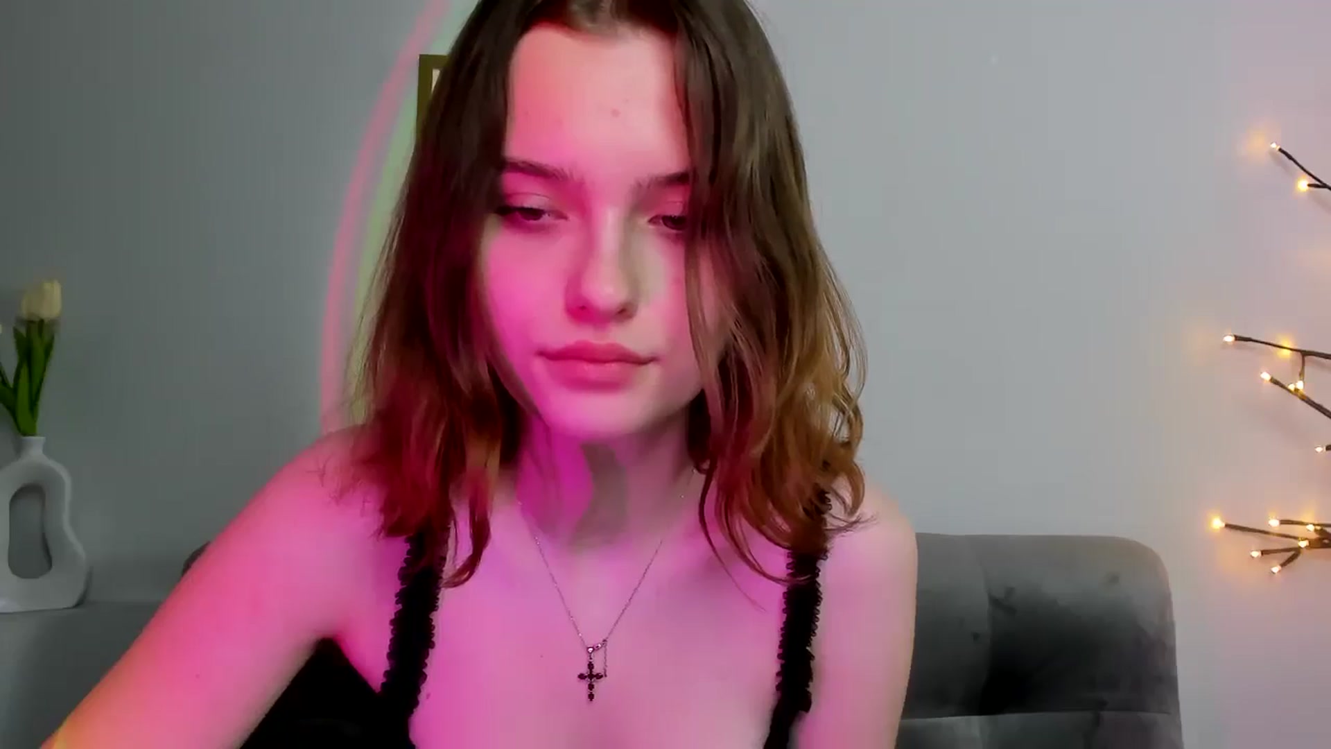 Gallery image thumbnail from KristiGant's myfreecams stream on, 05/11/2026, 11:41 image 10 of 20
