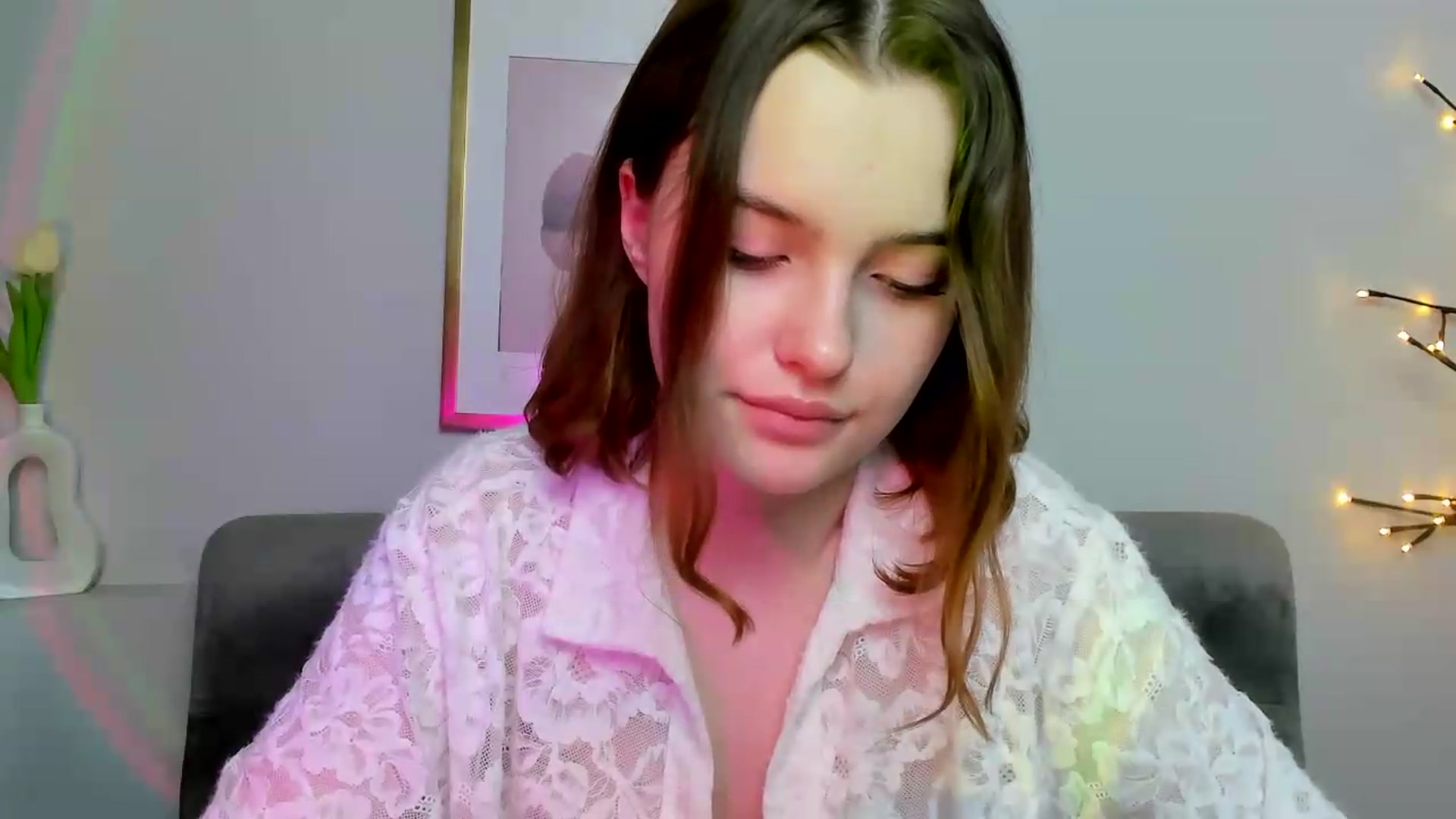Gallery image thumbnail from KristiGant's myfreecams stream on, 05/13/2026, 13:34 image 6 of 20