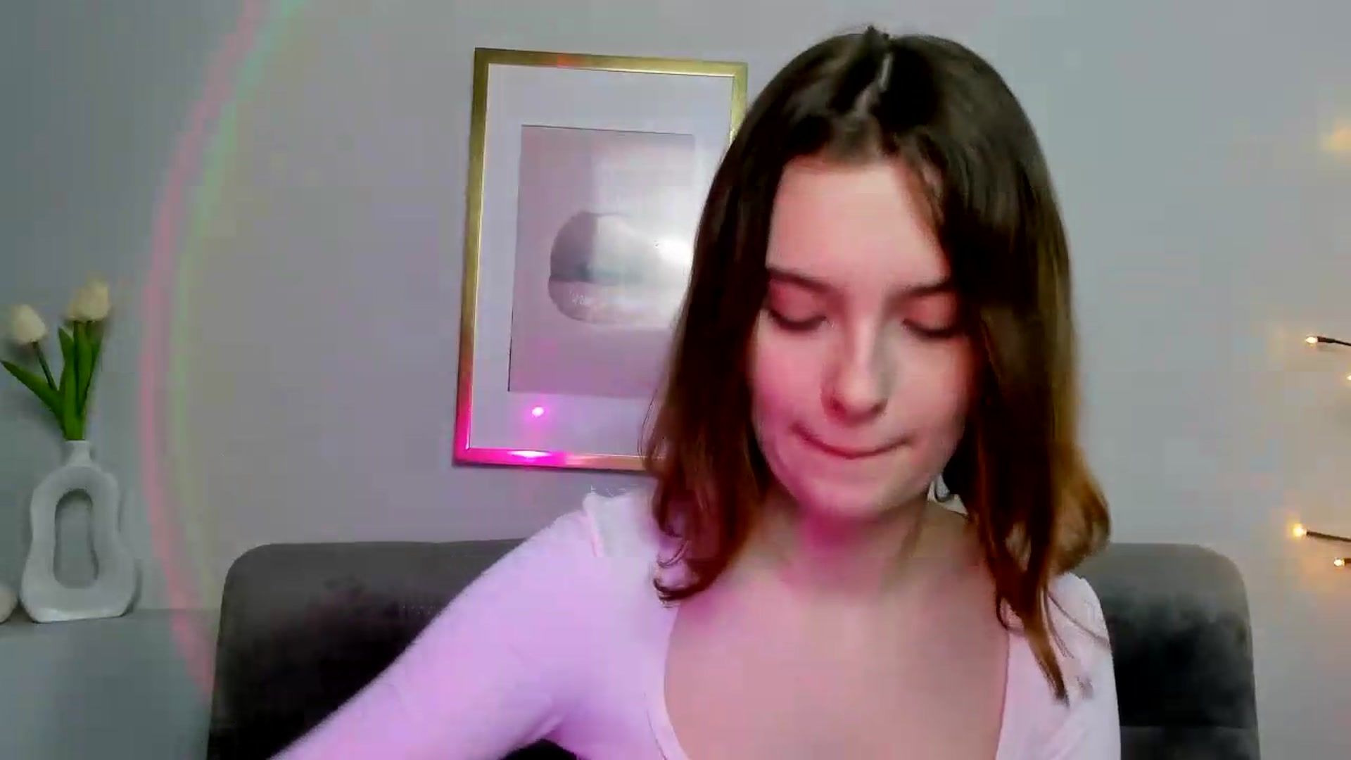 Gallery image thumbnail from KristiGant's myfreecams stream on, 05/14/2026, 13:55 image 15 of 20