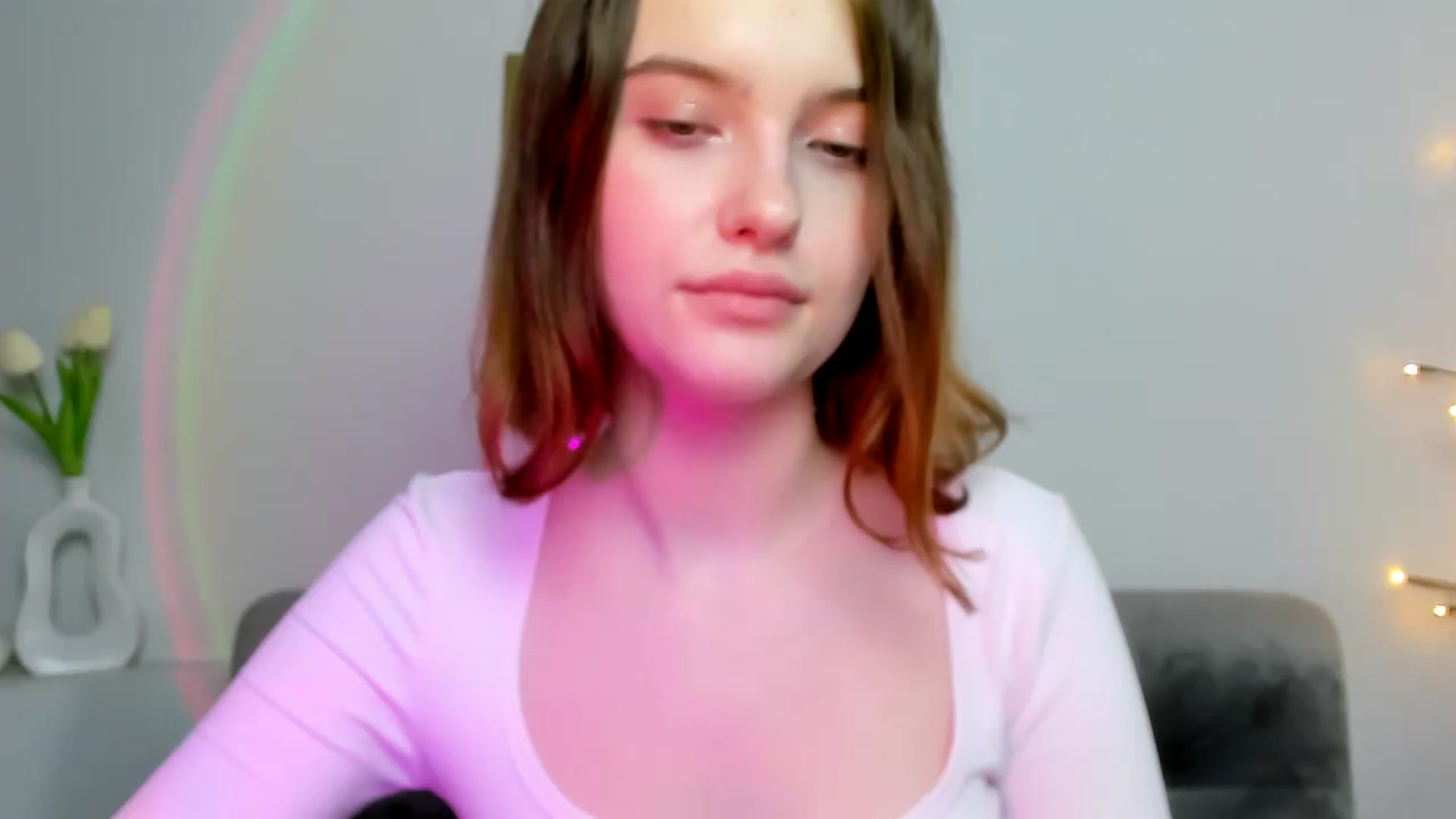 Gallery image thumbnail from KristiGant's myfreecams stream on, 05/14/2026, 13:55 image 1 of 20