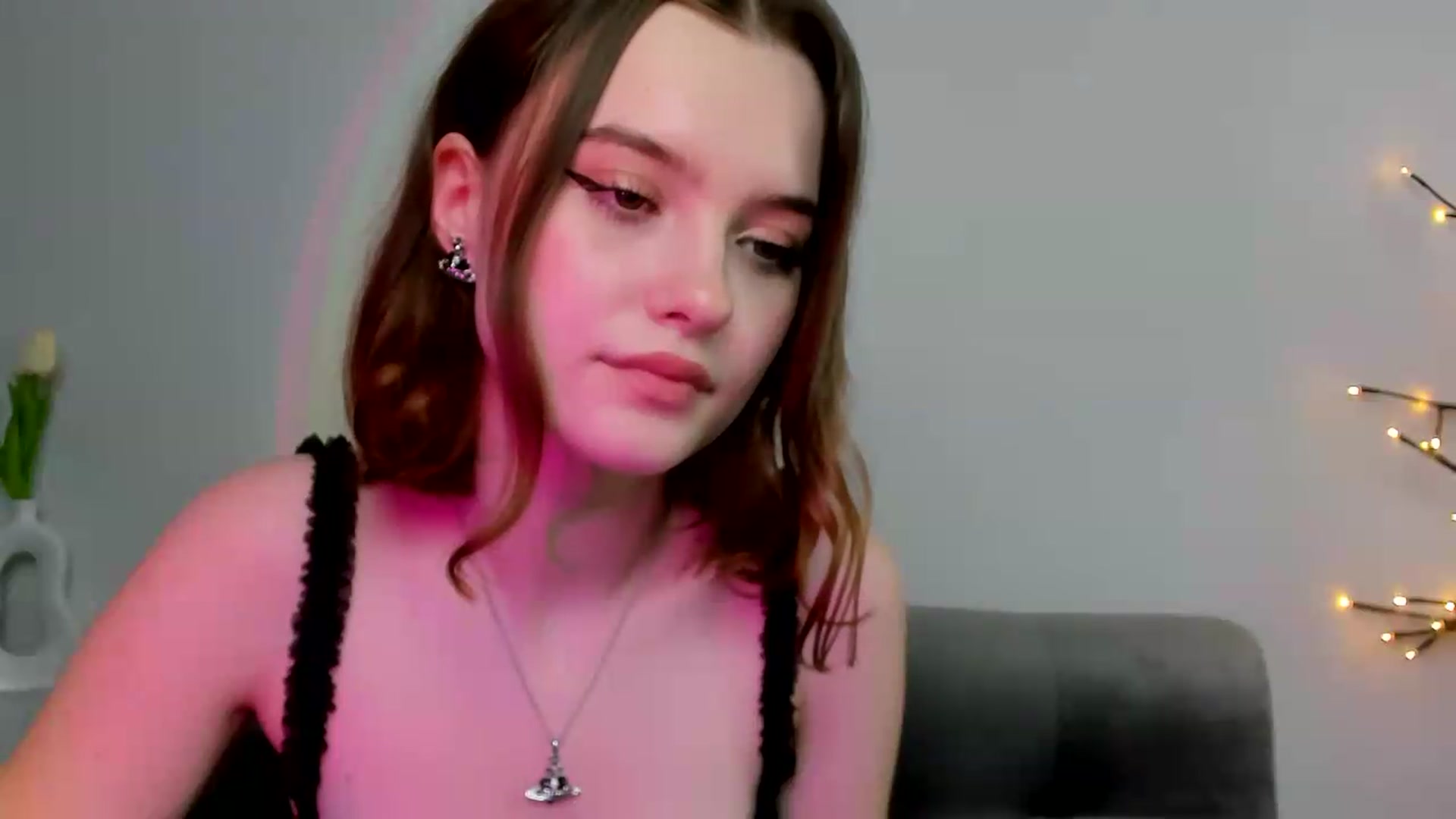 Gallery image thumbnail from KristiGant's myfreecams stream on, 05/15/2026, 12:31 image 18 of 20