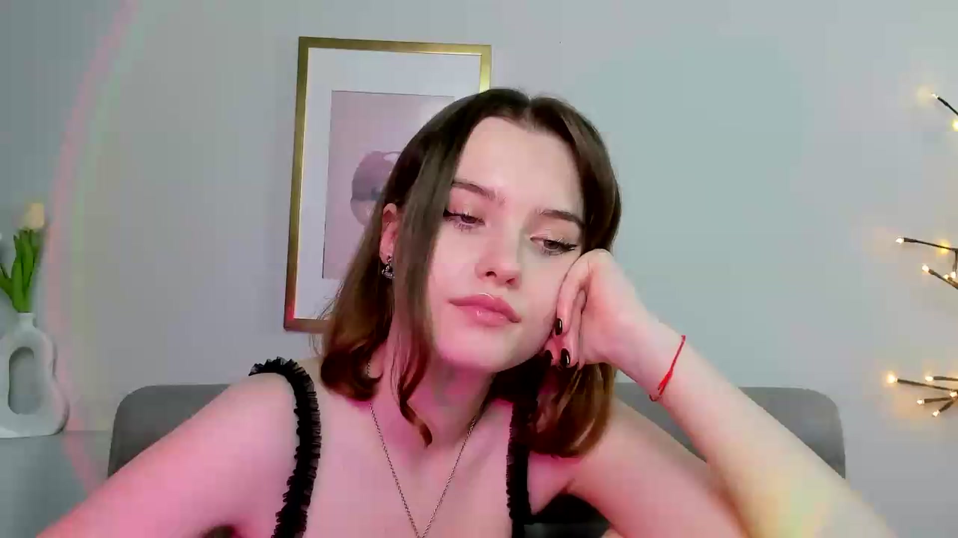 Gallery image thumbnail from KristiGant's myfreecams stream on, 05/15/2026, 16:42 image 15 of 20