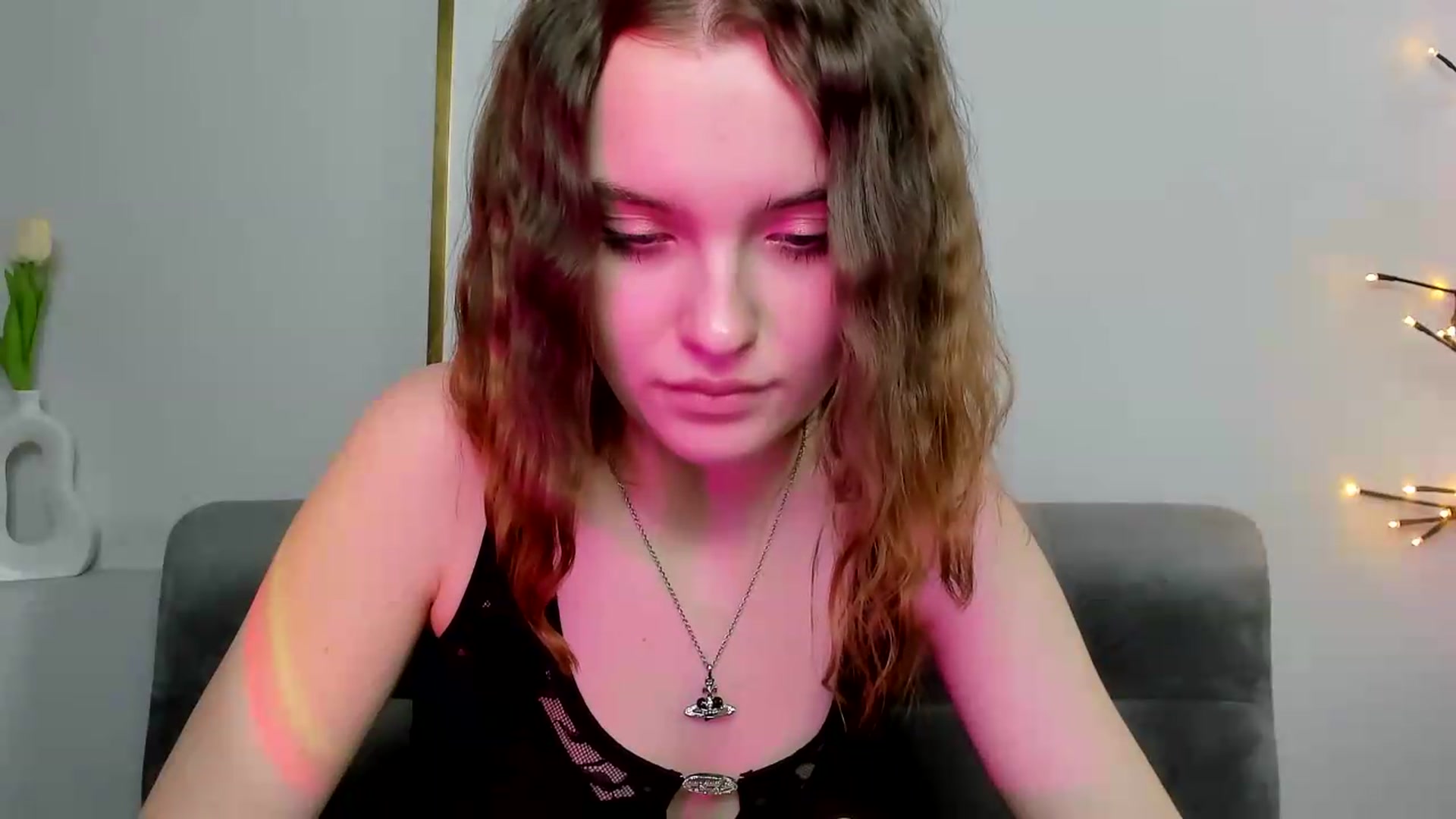 Gallery image thumbnail from KristiGant's myfreecams stream on, 05/16/2026, 13:55 image 9 of 20