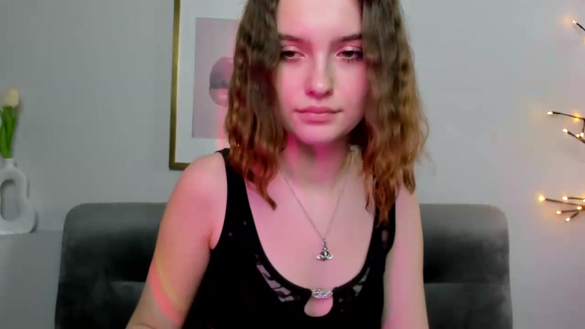 Gallery image thumbnail from KristiGant's myfreecams stream on, 05/16/2026, 13:55 image 15 of 20