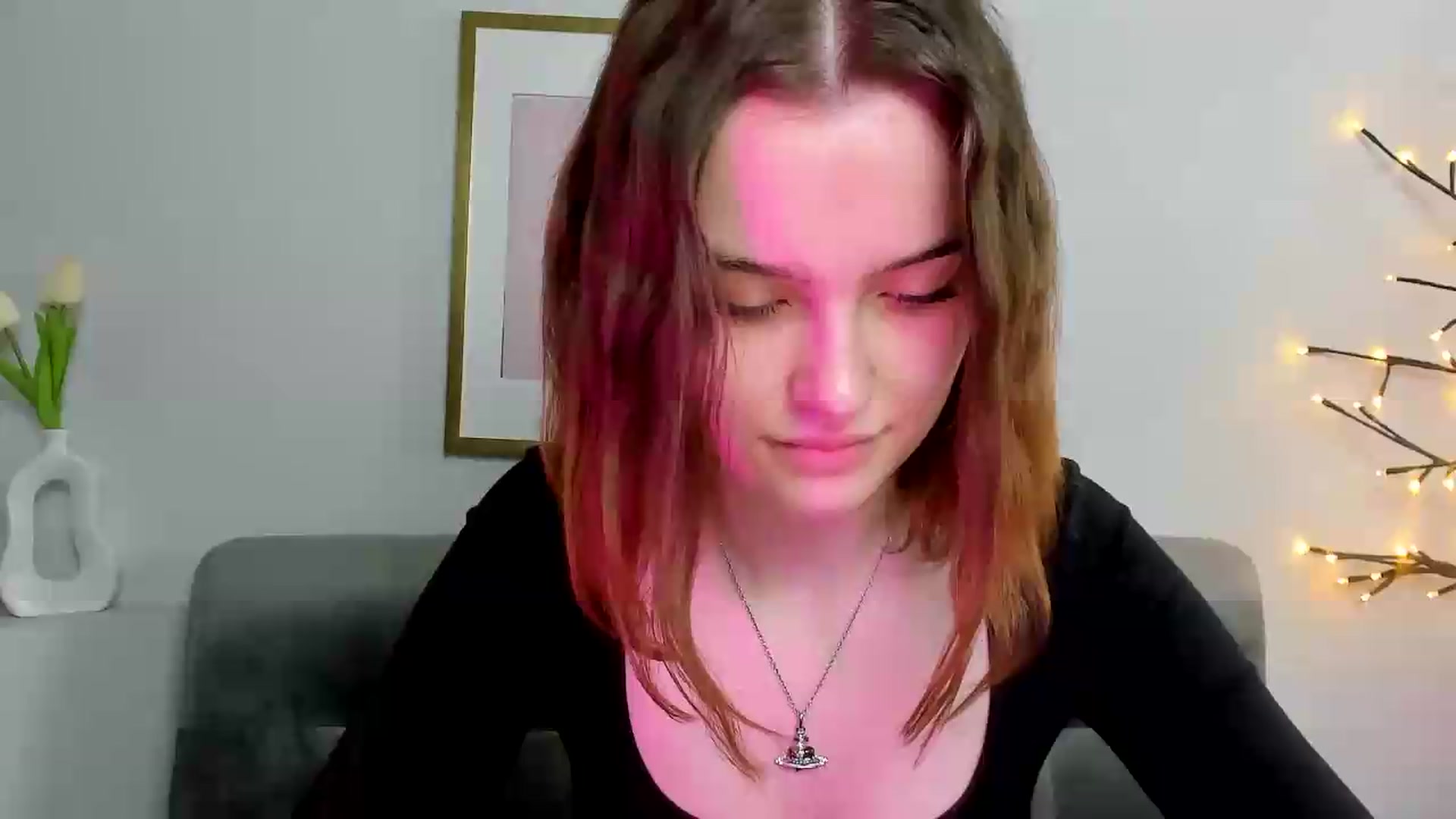 Gallery image thumbnail from KristiGant's myfreecams stream on, 05/17/2026, 12:04 image 19 of 20