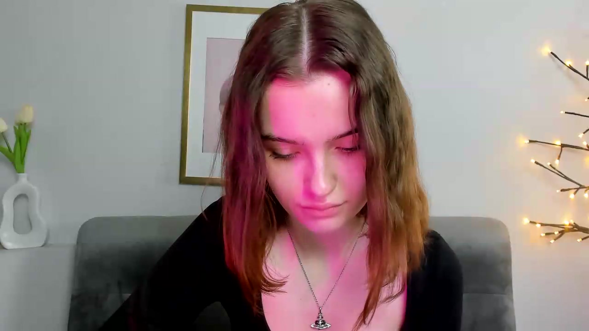 Gallery image thumbnail from KristiGant's myfreecams stream on, 05/17/2026, 12:04 image 16 of 20