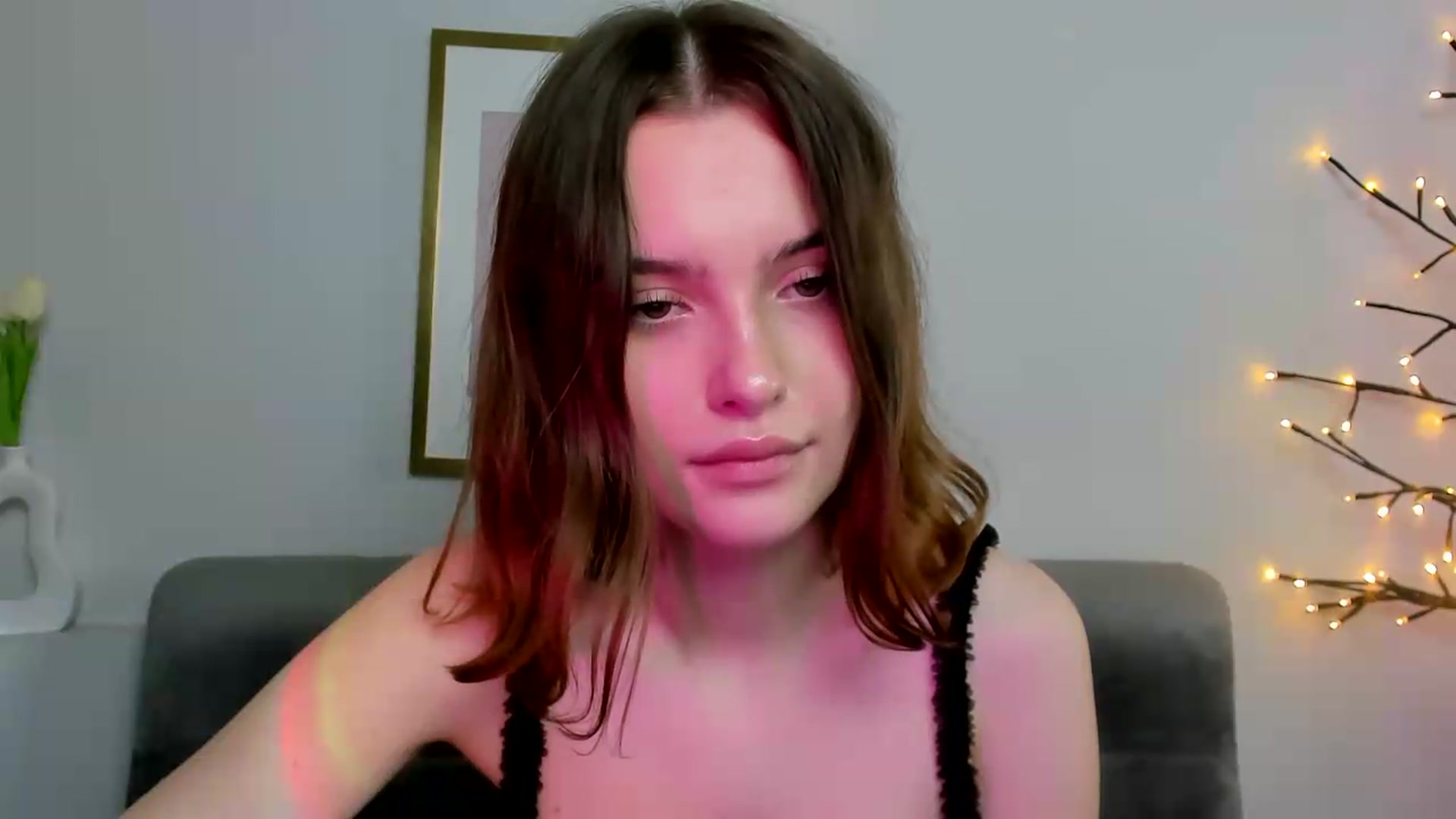 Gallery image thumbnail from KristiGant's myfreecams stream on, 05/18/2026, 13:00 image 2 of 20