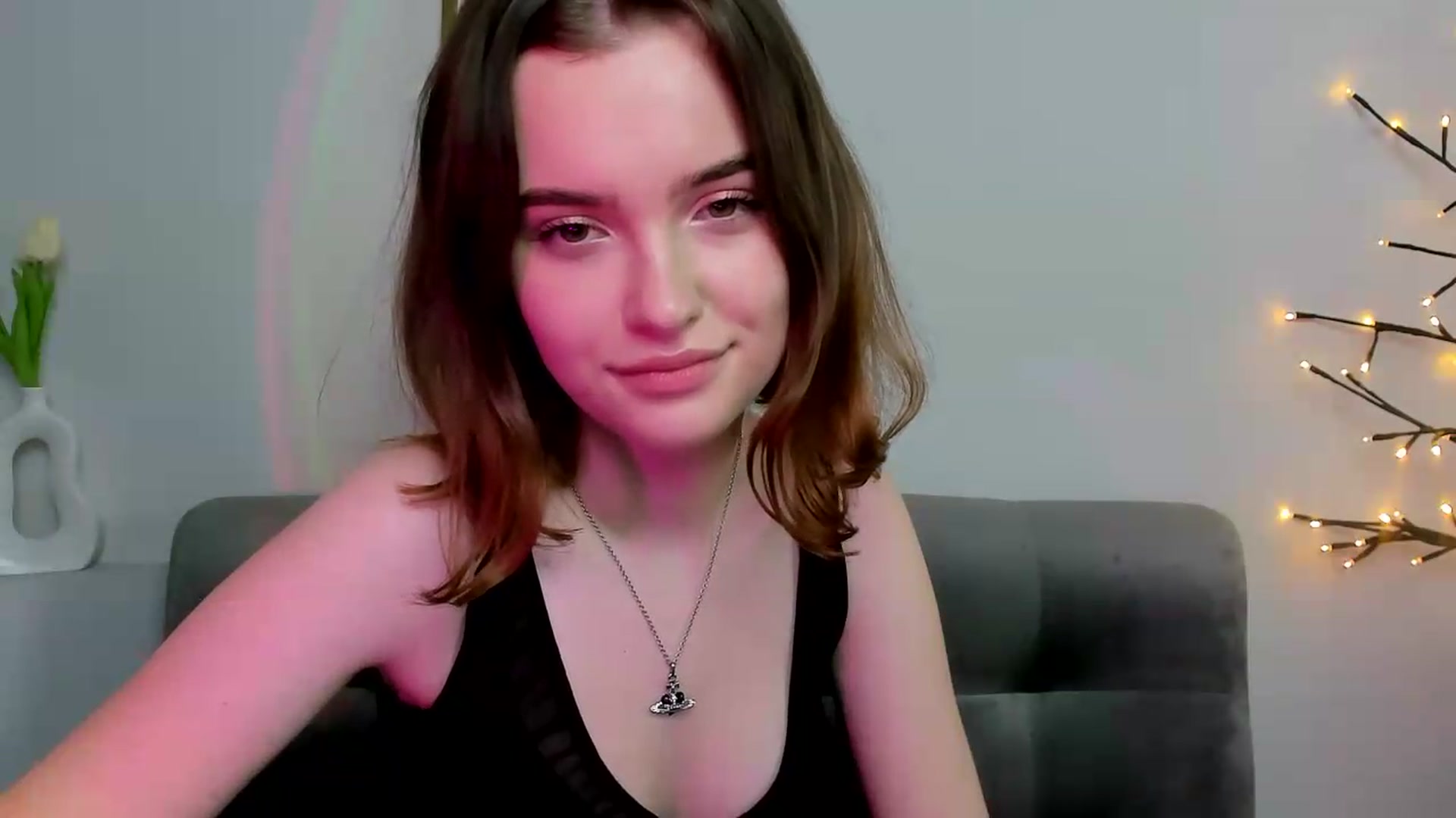 Gallery image thumbnail from KristiGant's myfreecams stream on, 05/19/2026, 12:04 image 6 of 20