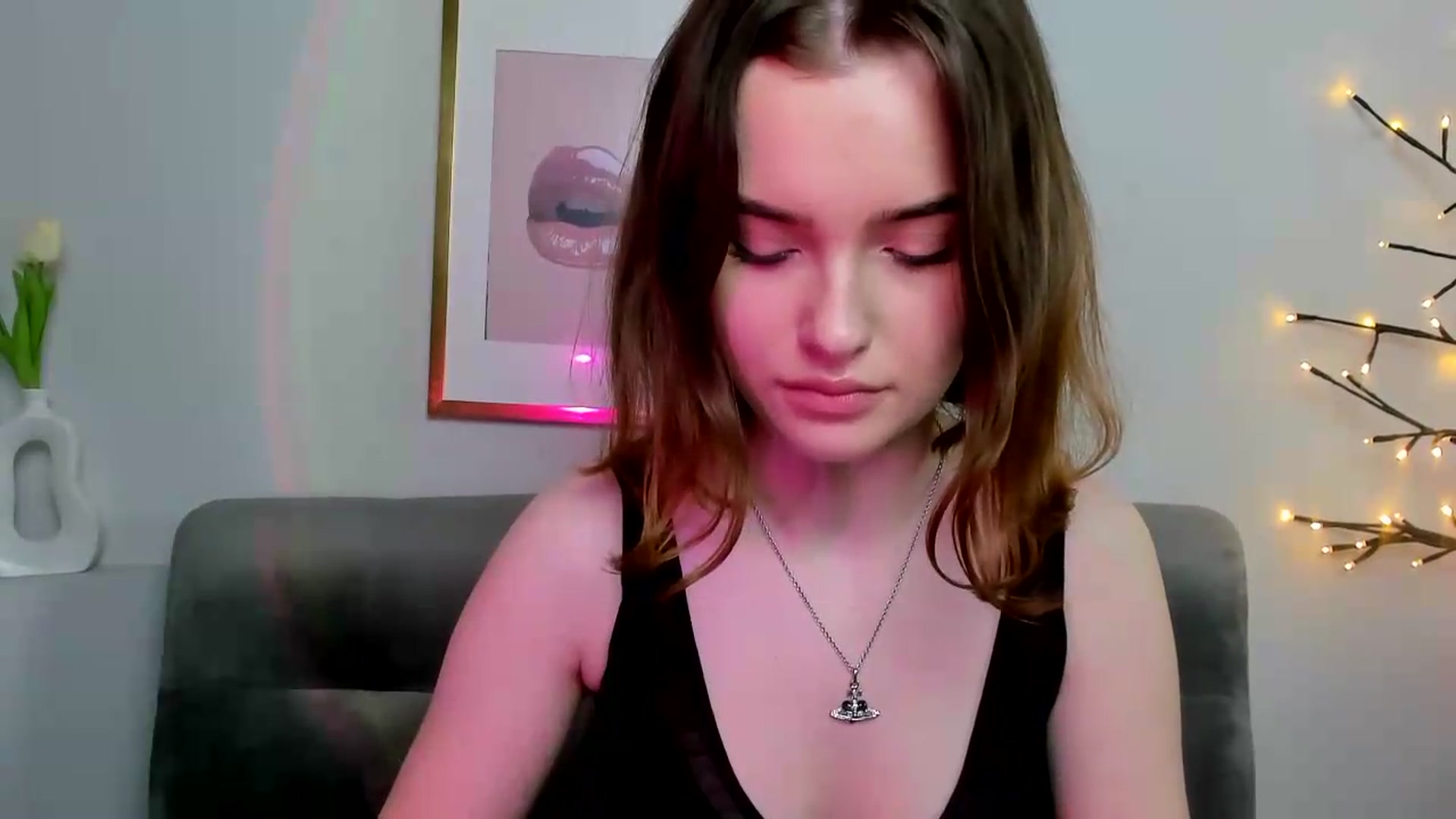 Gallery image thumbnail from KristiGant's myfreecams stream on, 05/19/2026, 12:04 image 9 of 20