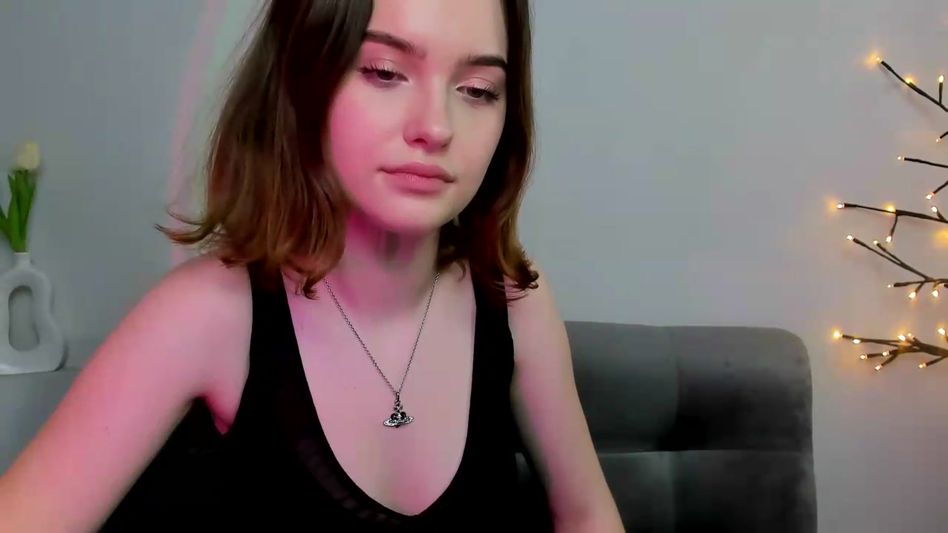 Gallery image thumbnail from KristiGant's myfreecams stream on, 05/19/2026, 12:04 image 5 of 20
