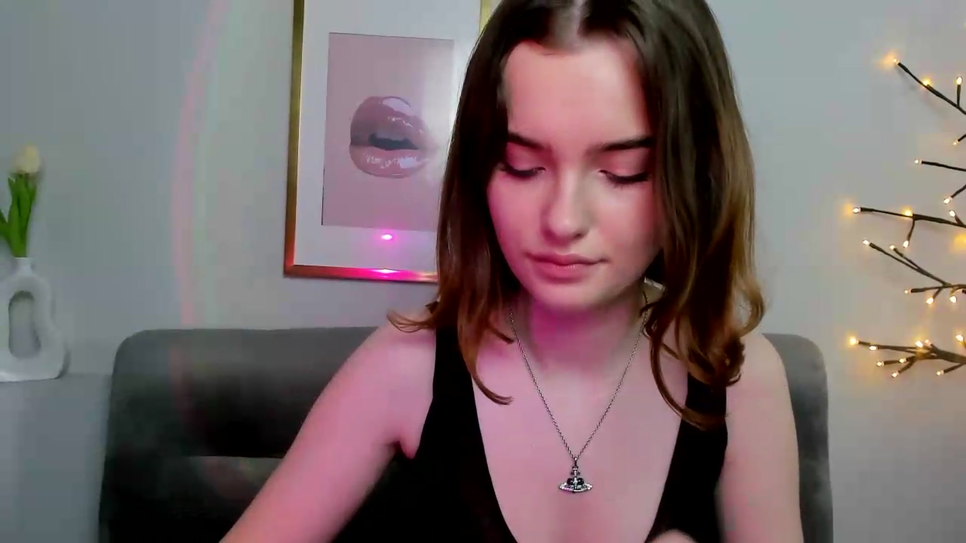 Gallery image thumbnail from KristiGant's myfreecams stream on, 05/19/2026, 12:04 image 15 of 20