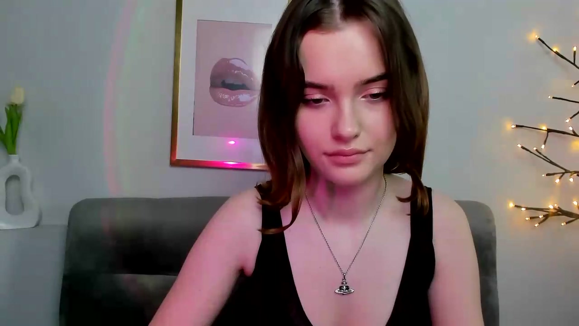 Gallery image thumbnail from KristiGant's myfreecams stream on, 05/19/2026, 12:04 image 16 of 20