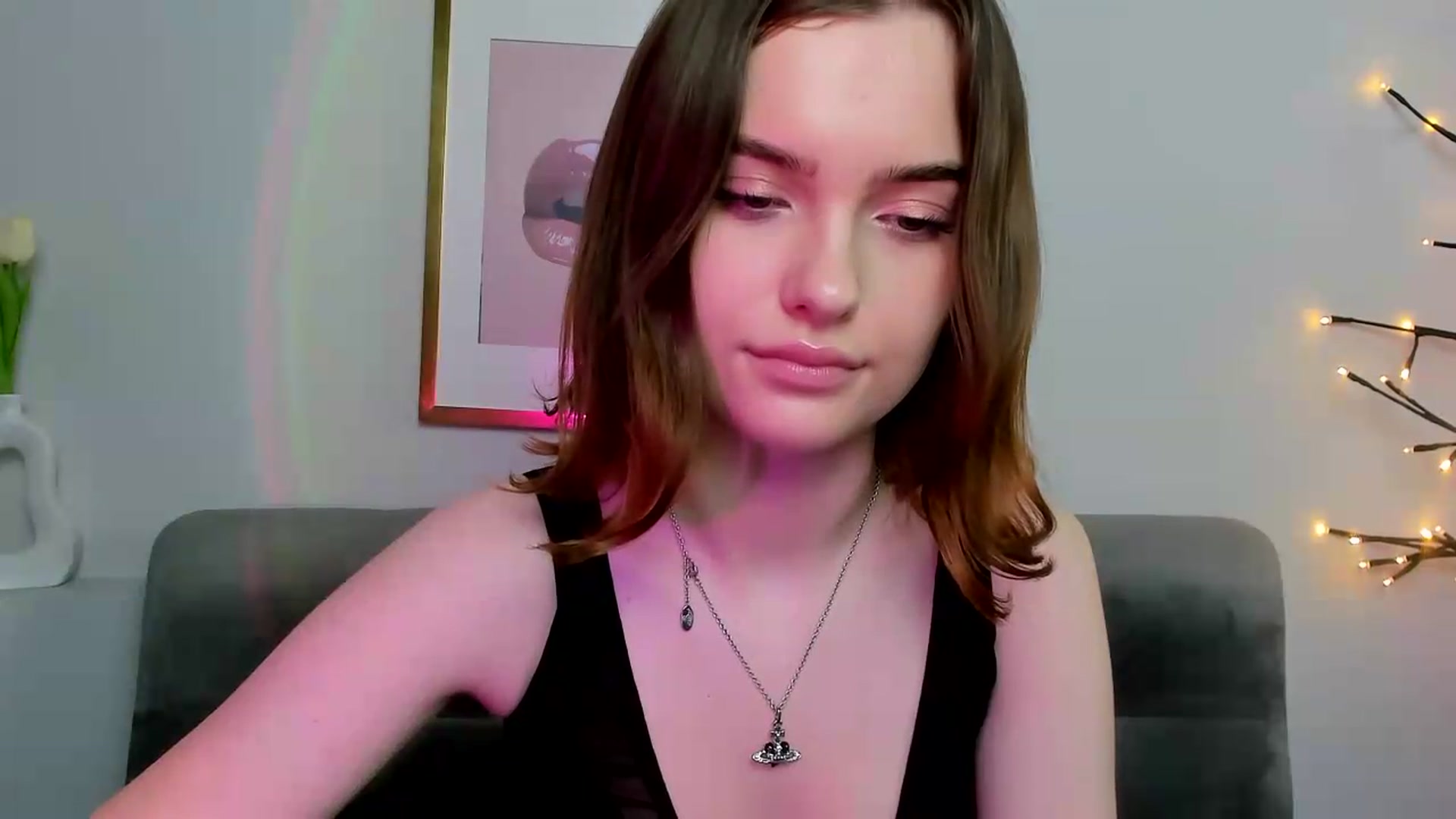 Gallery image thumbnail from KristiGant's myfreecams stream on, 05/19/2026, 15:03 image 6 of 20