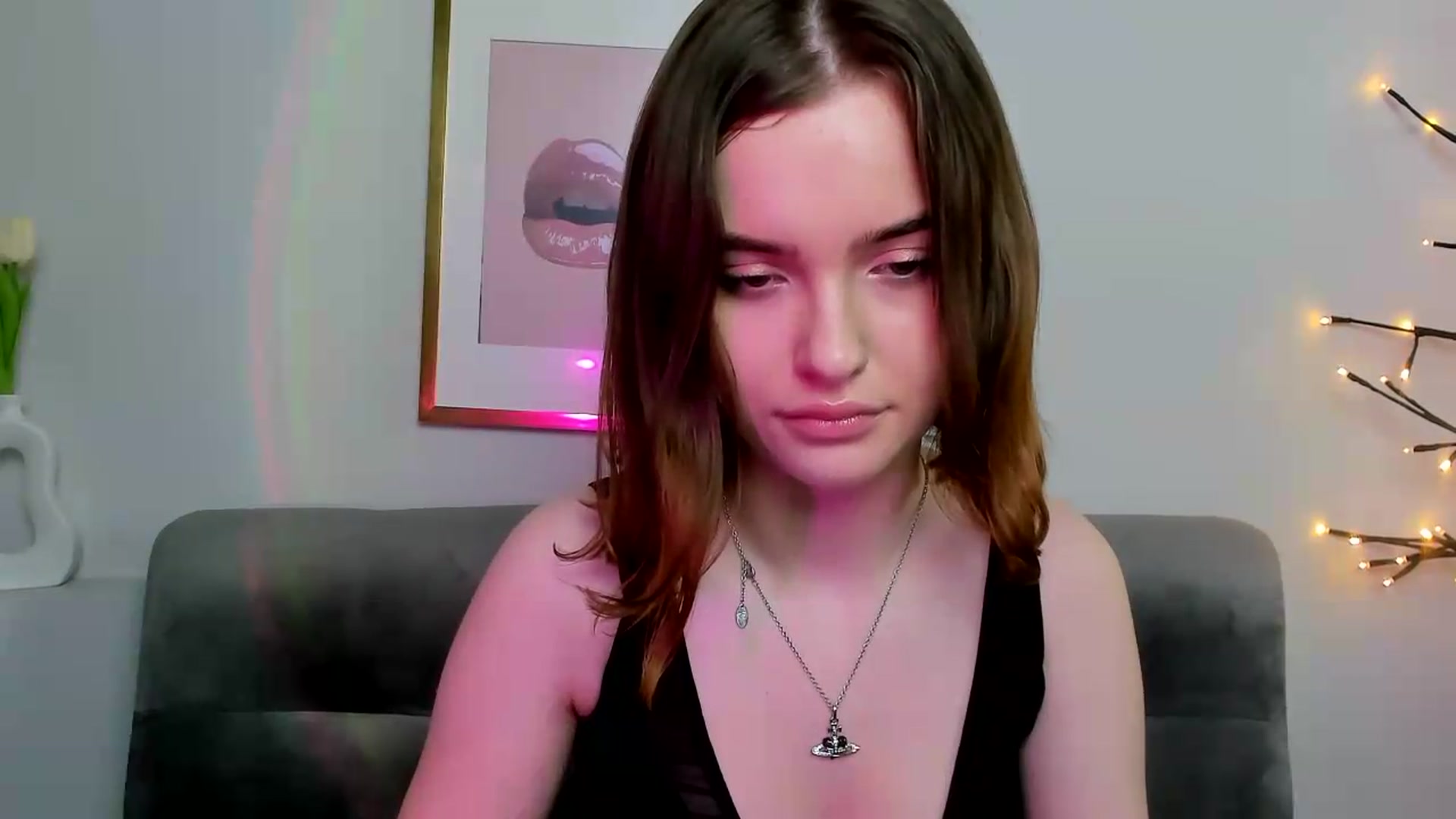 Gallery image thumbnail from KristiGant's myfreecams stream on, 05/19/2026, 15:03 image 4 of 20