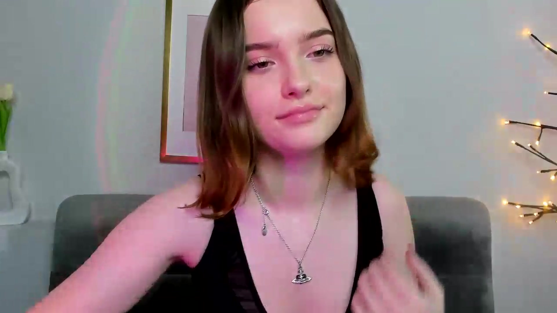 Gallery image thumbnail from KristiGant's myfreecams stream on, 05/19/2026, 15:03 image 7 of 20
