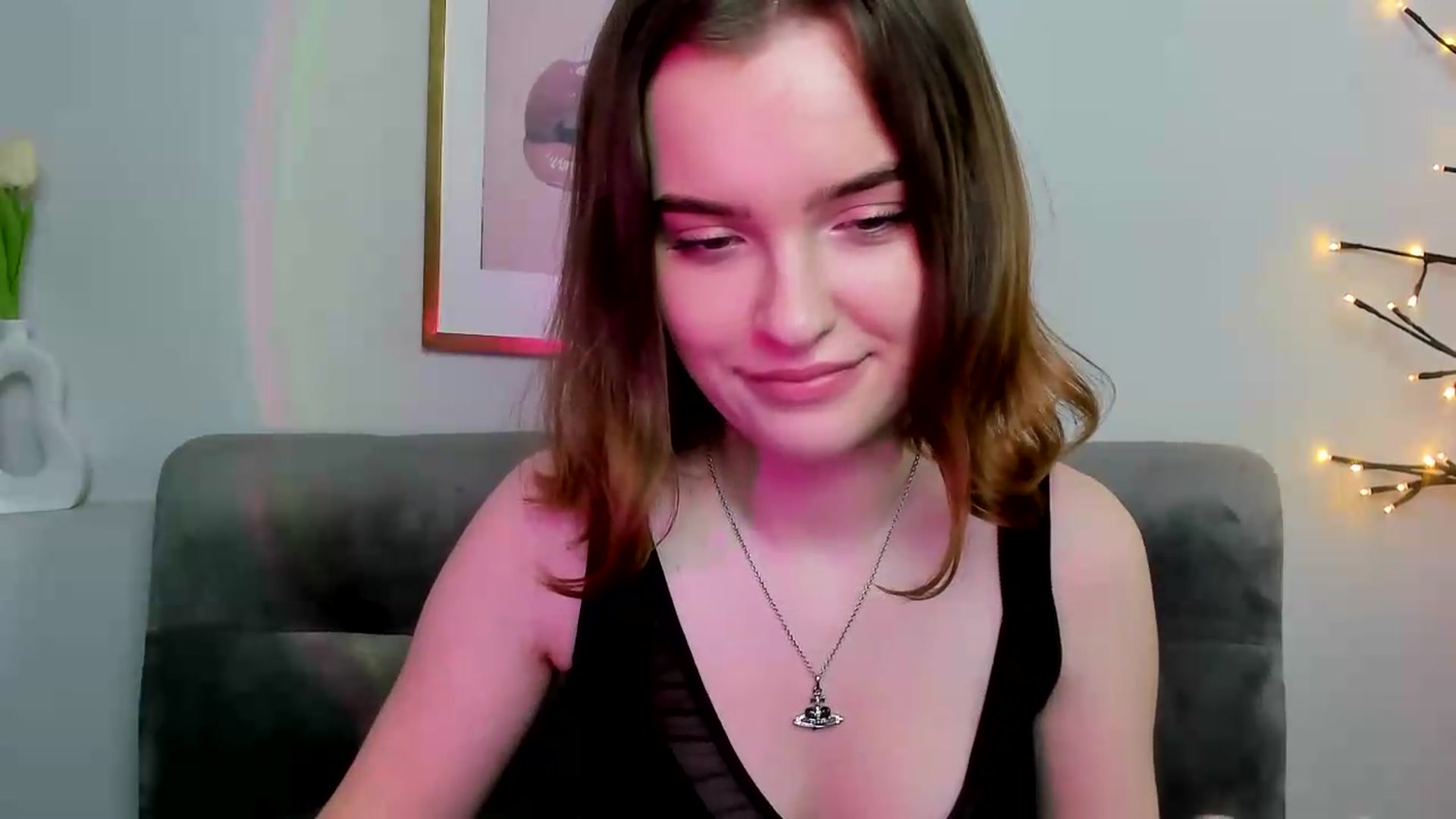 Gallery image thumbnail from KristiGant's myfreecams stream on, 05/19/2026, 16:34 image 5 of 20