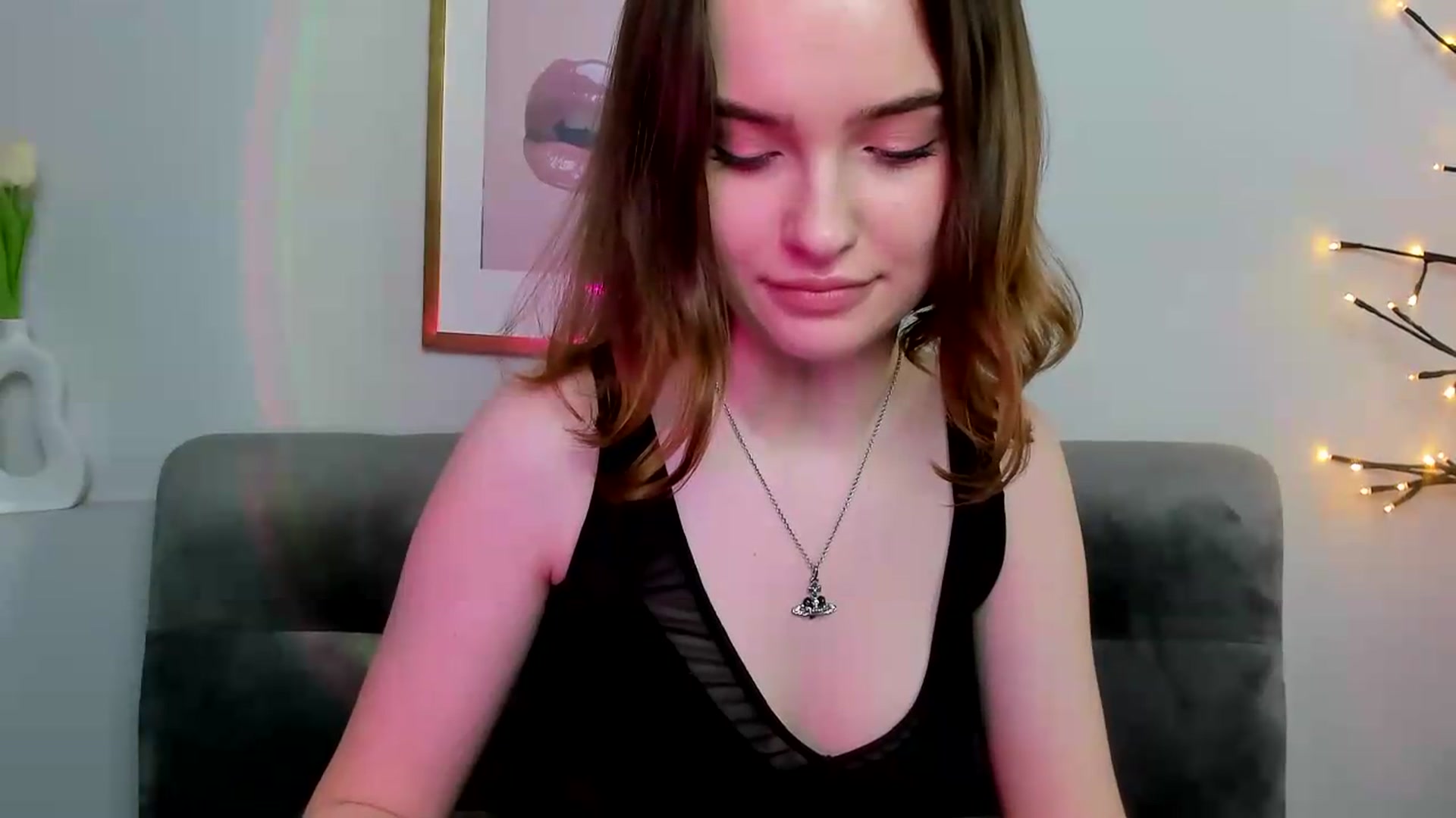 Gallery image thumbnail from KristiGant's myfreecams stream on, 05/19/2026, 16:34 image 20 of 20