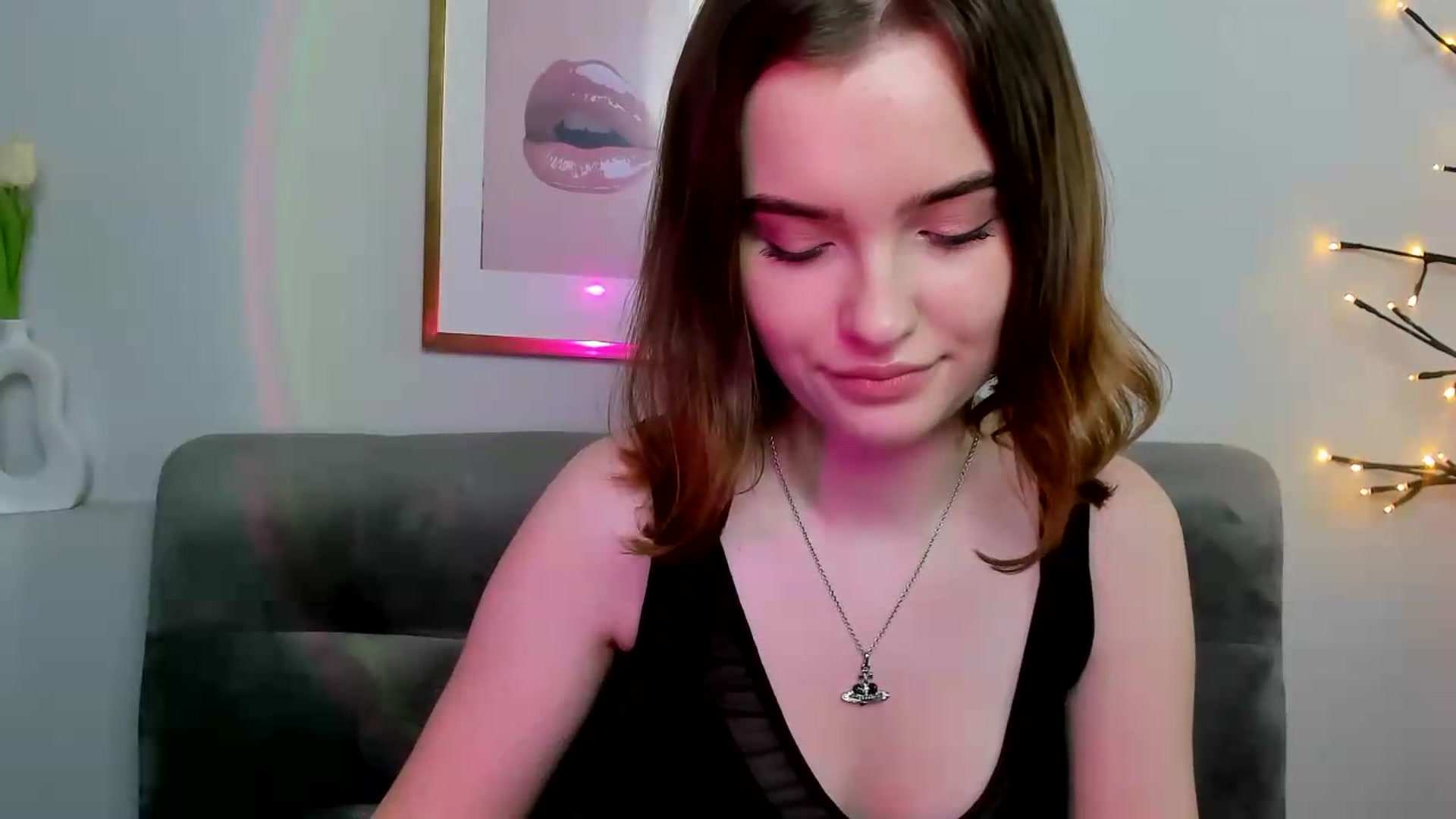 Gallery image thumbnail from KristiGant's myfreecams stream on, 05/19/2026, 16:34 image 8 of 20