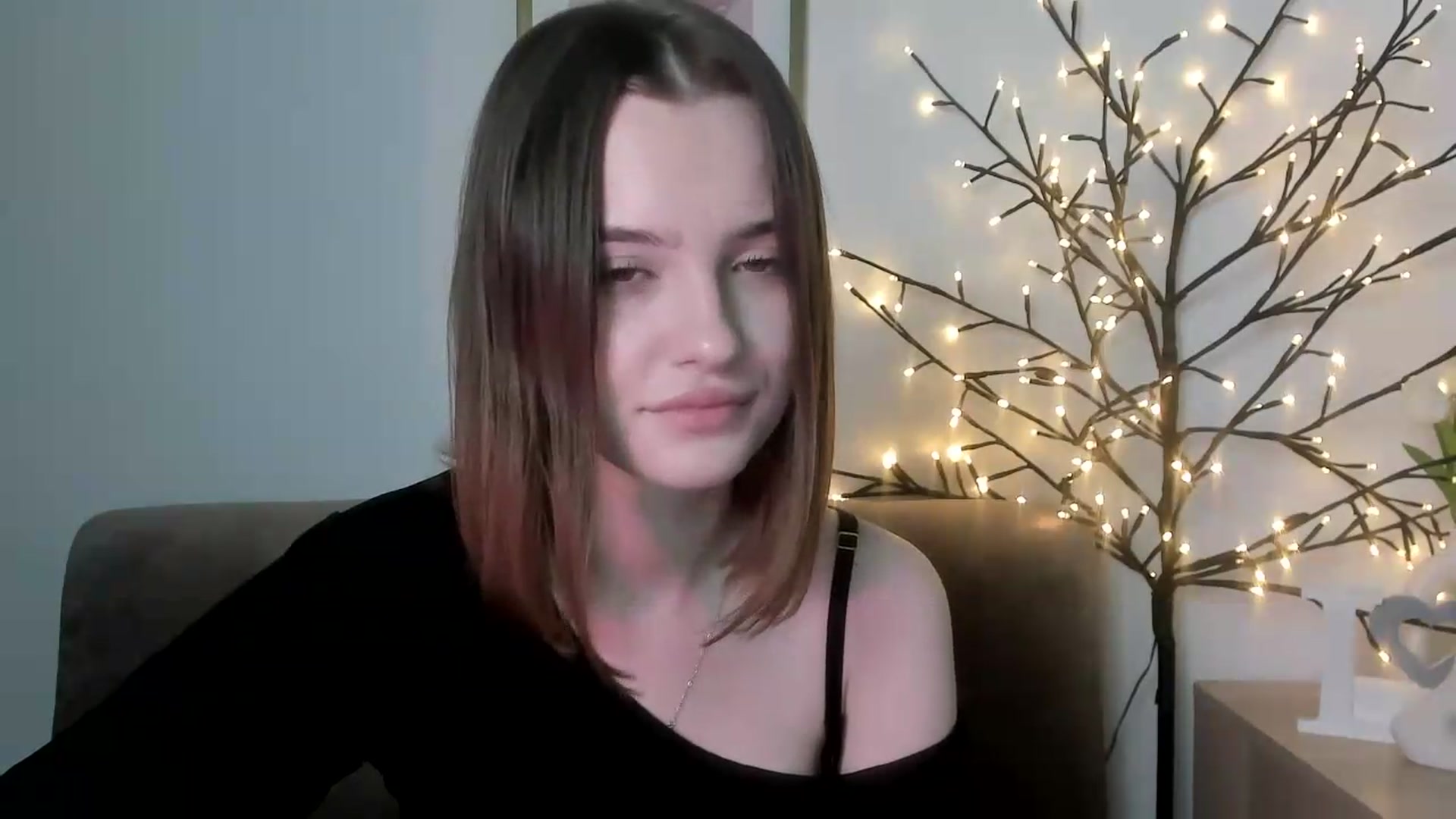 Gallery image thumbnail from KristiGant's myfreecams stream on, 05/24/2026, 14:06 image 8 of 20