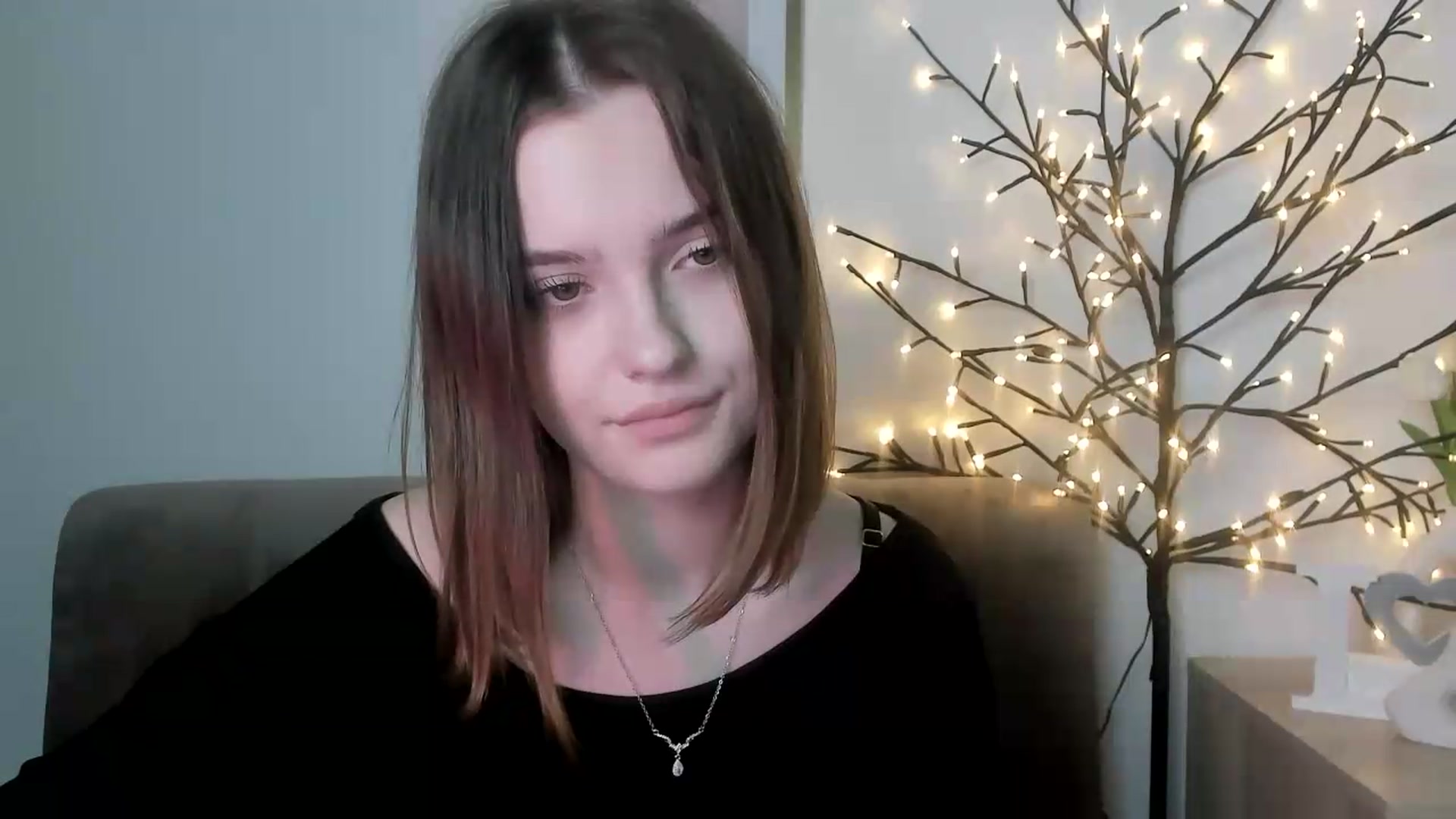 Gallery image thumbnail from KristiGant's myfreecams stream on, 05/24/2026, 15:30 image 17 of 20